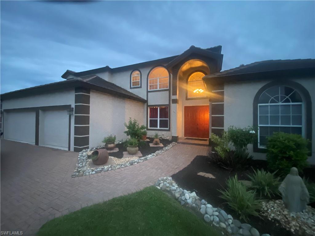 Bonita Springs, Florida, 34135, United States, 4 Bedrooms Bedrooms, ,4 BathroomsBathrooms,Residential,For Sale,1947100