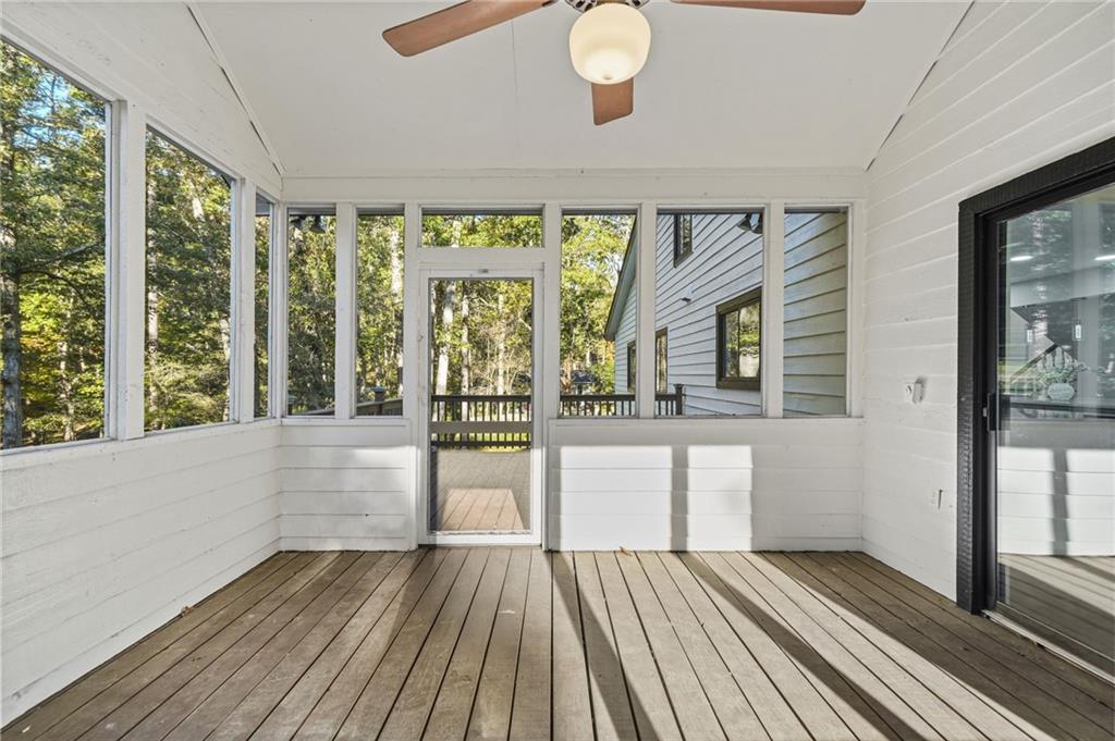 Snellville, Georgia, 30039, United States, 5 Bedrooms Bedrooms, ,4 BathroomsBathrooms,Residential,For Sale,1993862