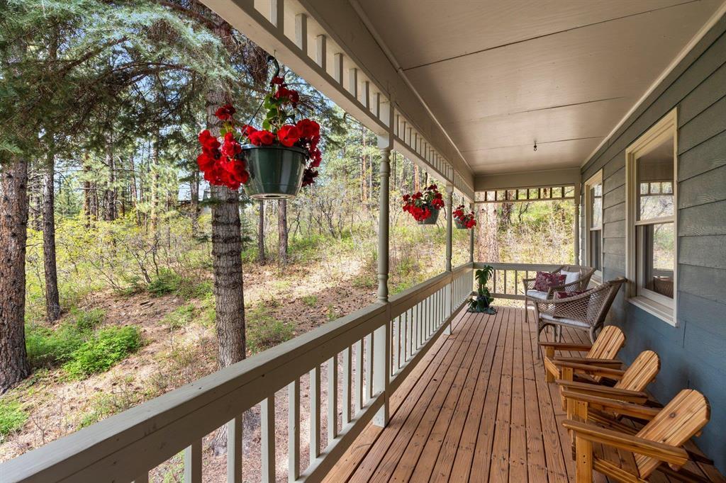 Durango, Colorado, 81301, United States, 3 Bedrooms Bedrooms, ,3 BathroomsBathrooms,Residential,For Sale,1836848