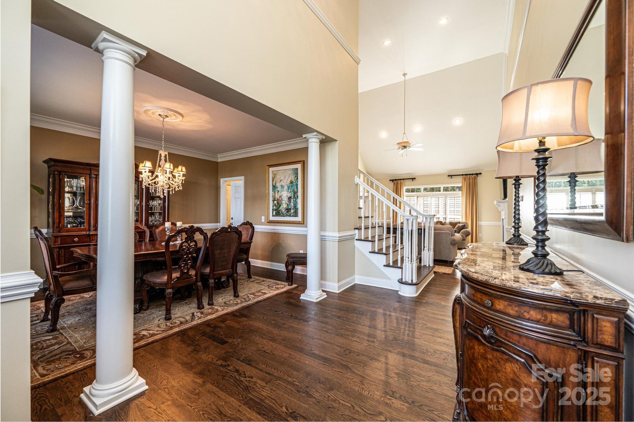 Hickory, North Carolina, 28601, United States, 5 Bedrooms Bedrooms, ,5 BathroomsBathrooms,Residential,For Sale,1758743