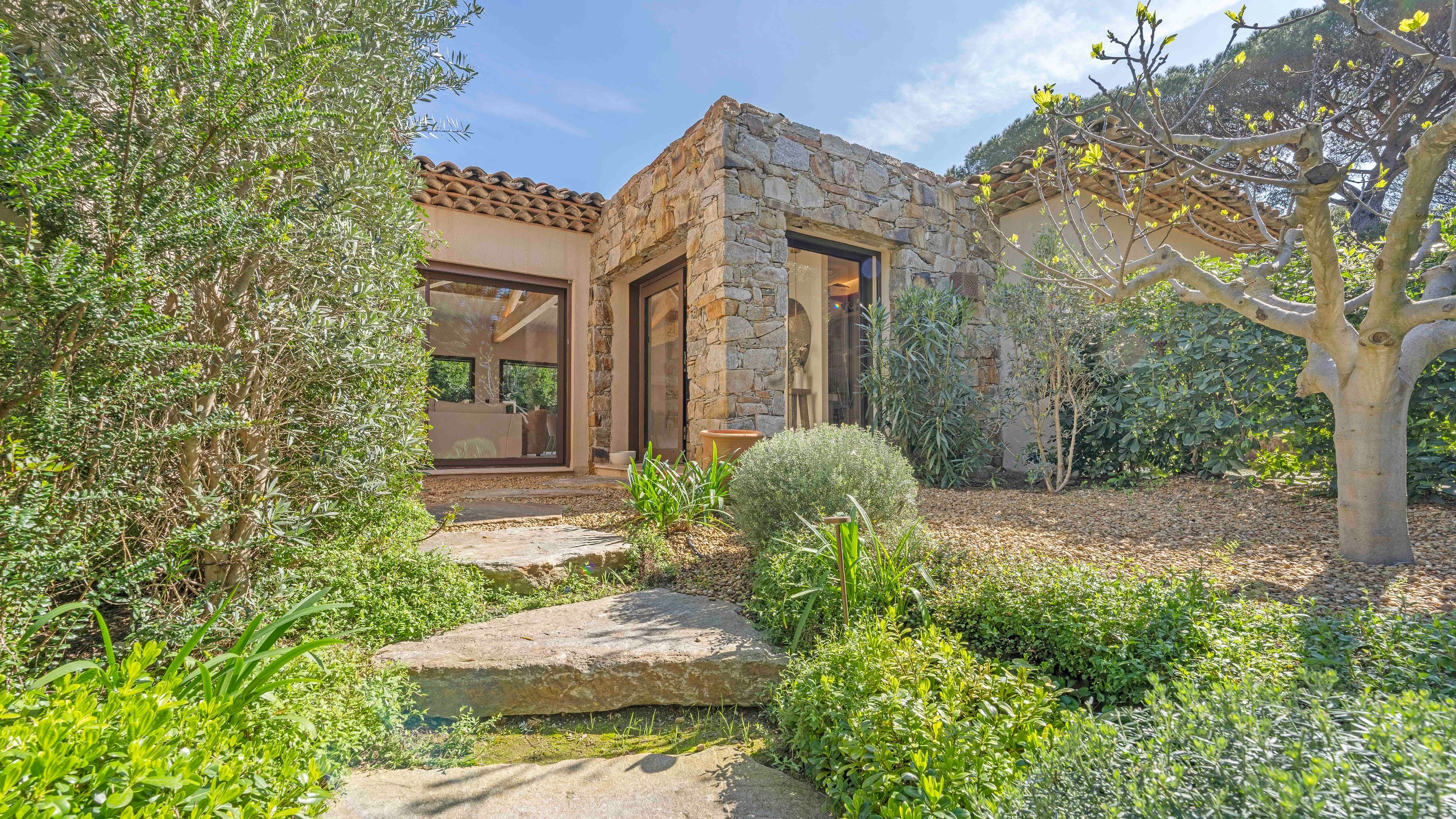  Ramatuelle near Saint-Tropez, contemporary villa walking distance to Pampelonne… - 物件實景