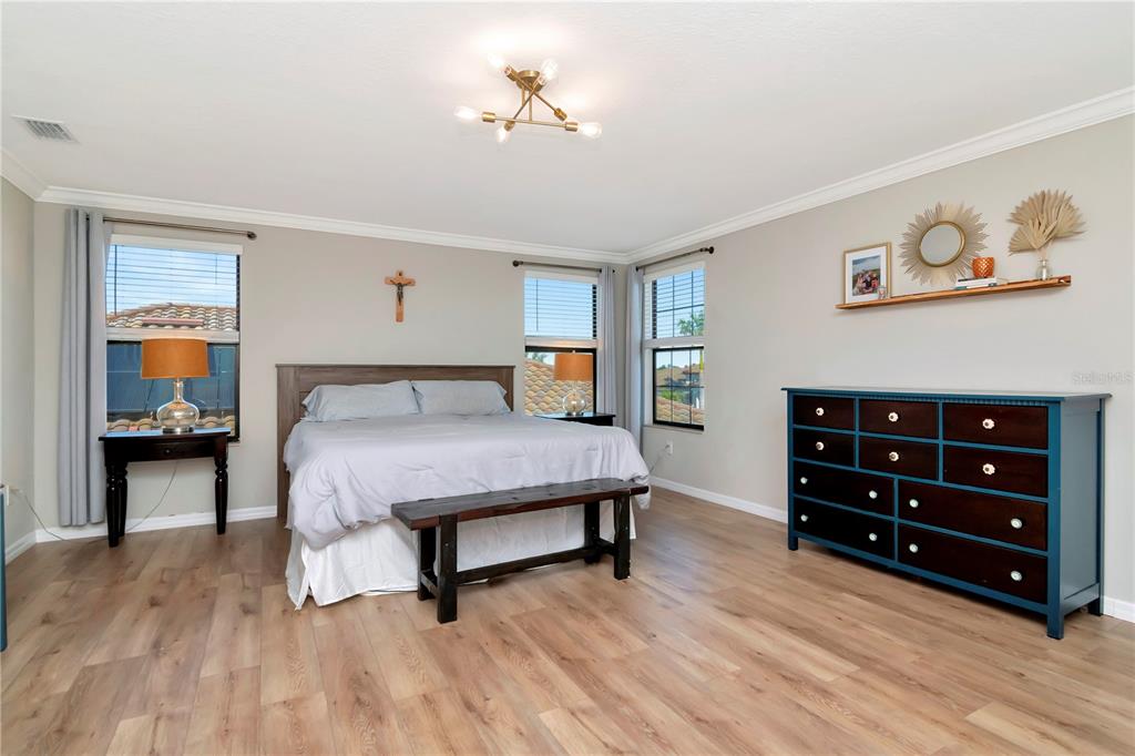 Bradenton, Florida, 34211, United States, 6 Bedrooms Bedrooms, ,5 BathroomsBathrooms,Residential,For Sale,1743496