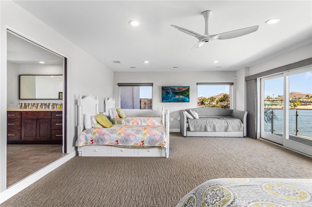 Canyon Lake, California, 92587, United States, 6 Bedrooms Bedrooms, ,5 BathroomsBathrooms,Residential,For Sale,1975311