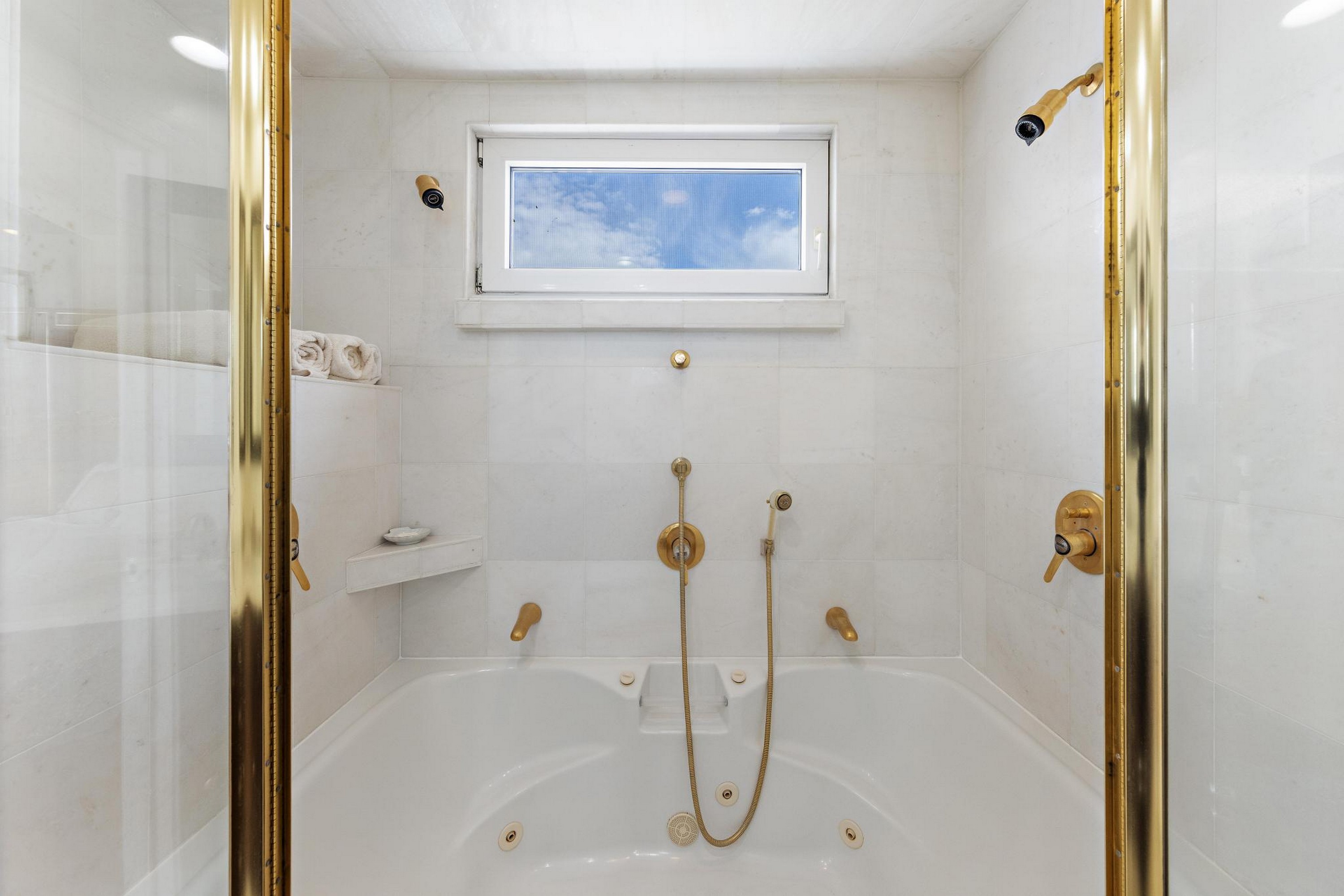  477 Ocean Ave H2 - 物件實景