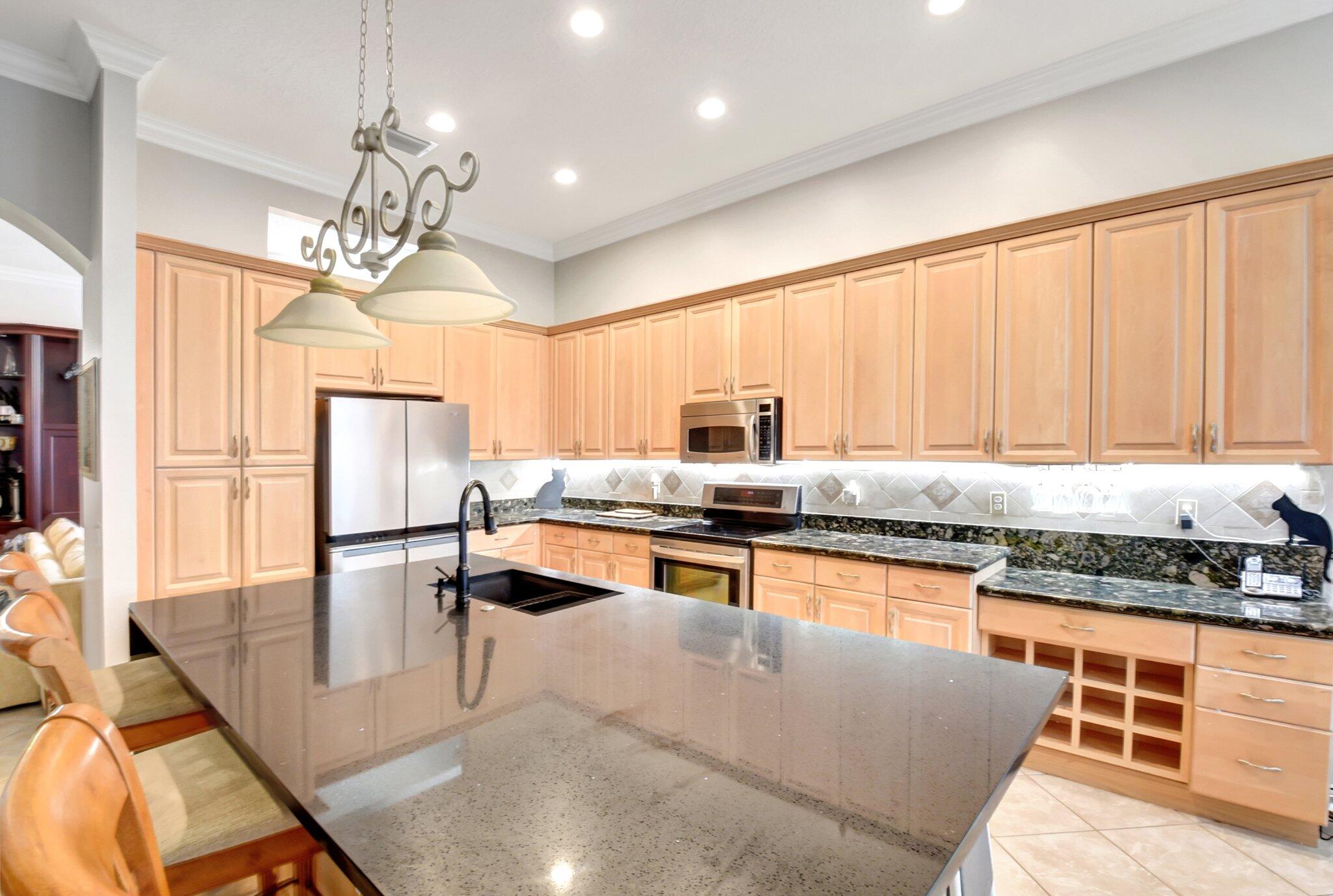 Lake Worth, Florida, 33467, United States, 4 Bedrooms Bedrooms, ,3 BathroomsBathrooms,Residential,For Sale,1829165
