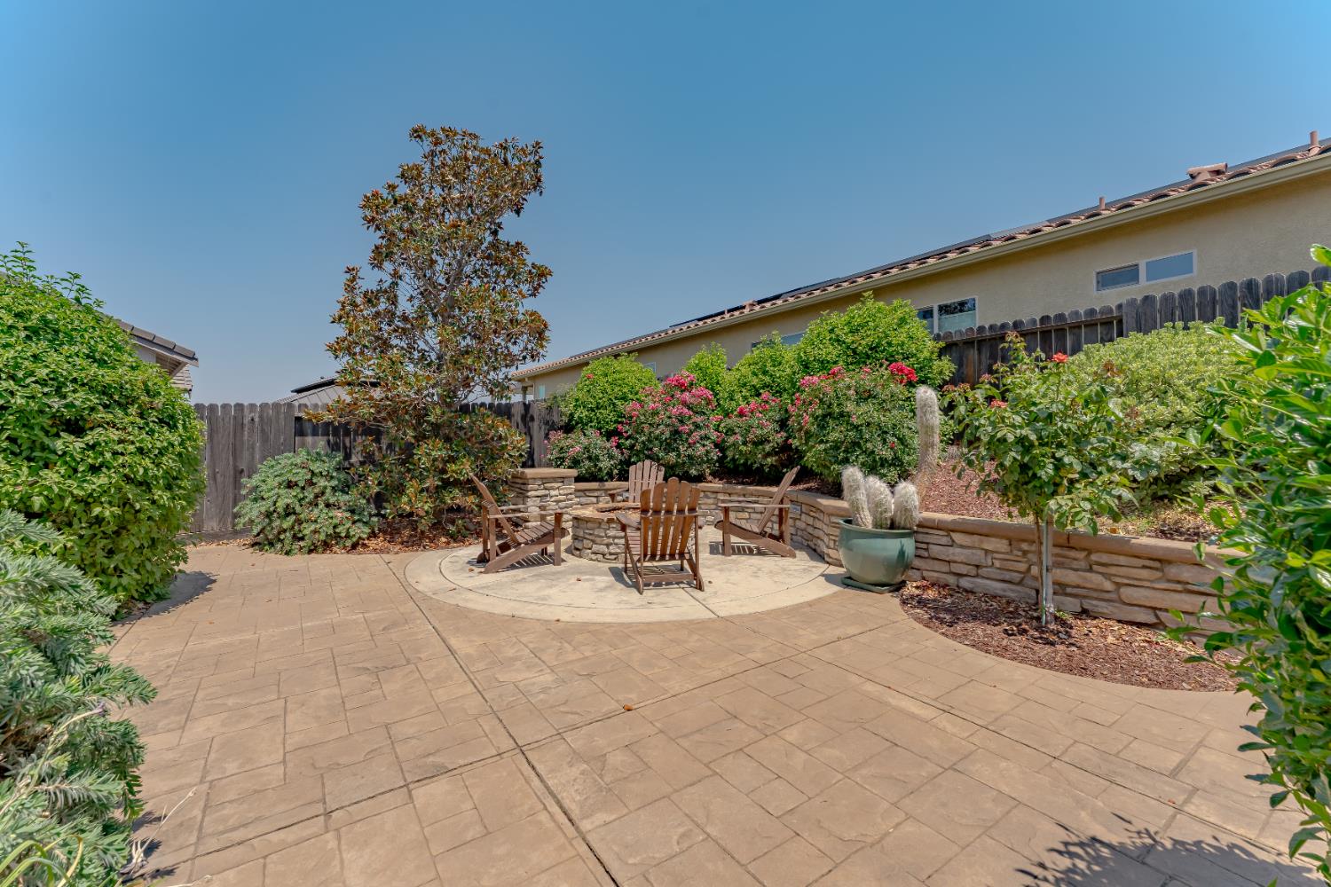 El Dorado Hills, California, 95762, United States, 3 Bedrooms Bedrooms, ,3 BathroomsBathrooms,Residential,For Sale,1932064