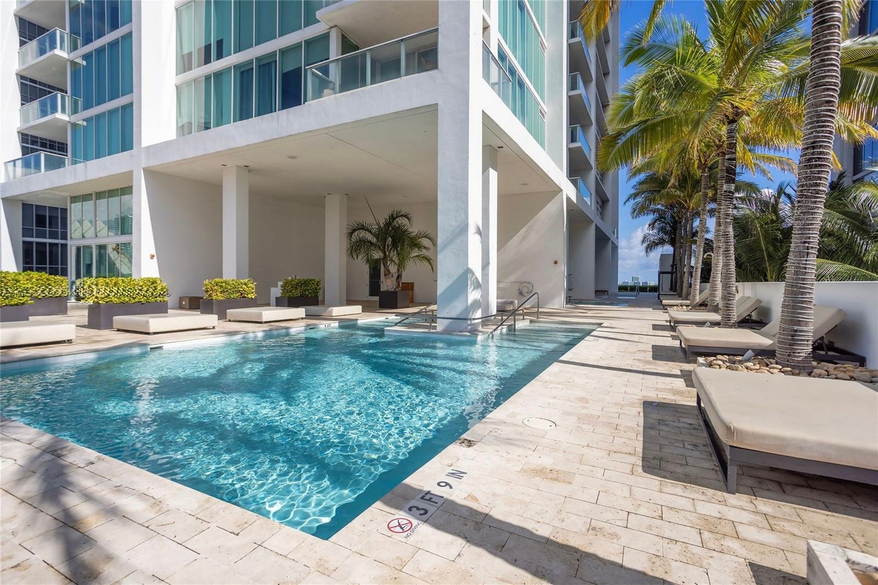  1040 Biscayne Blvd, Miami, FL, 33132 - 物件實景