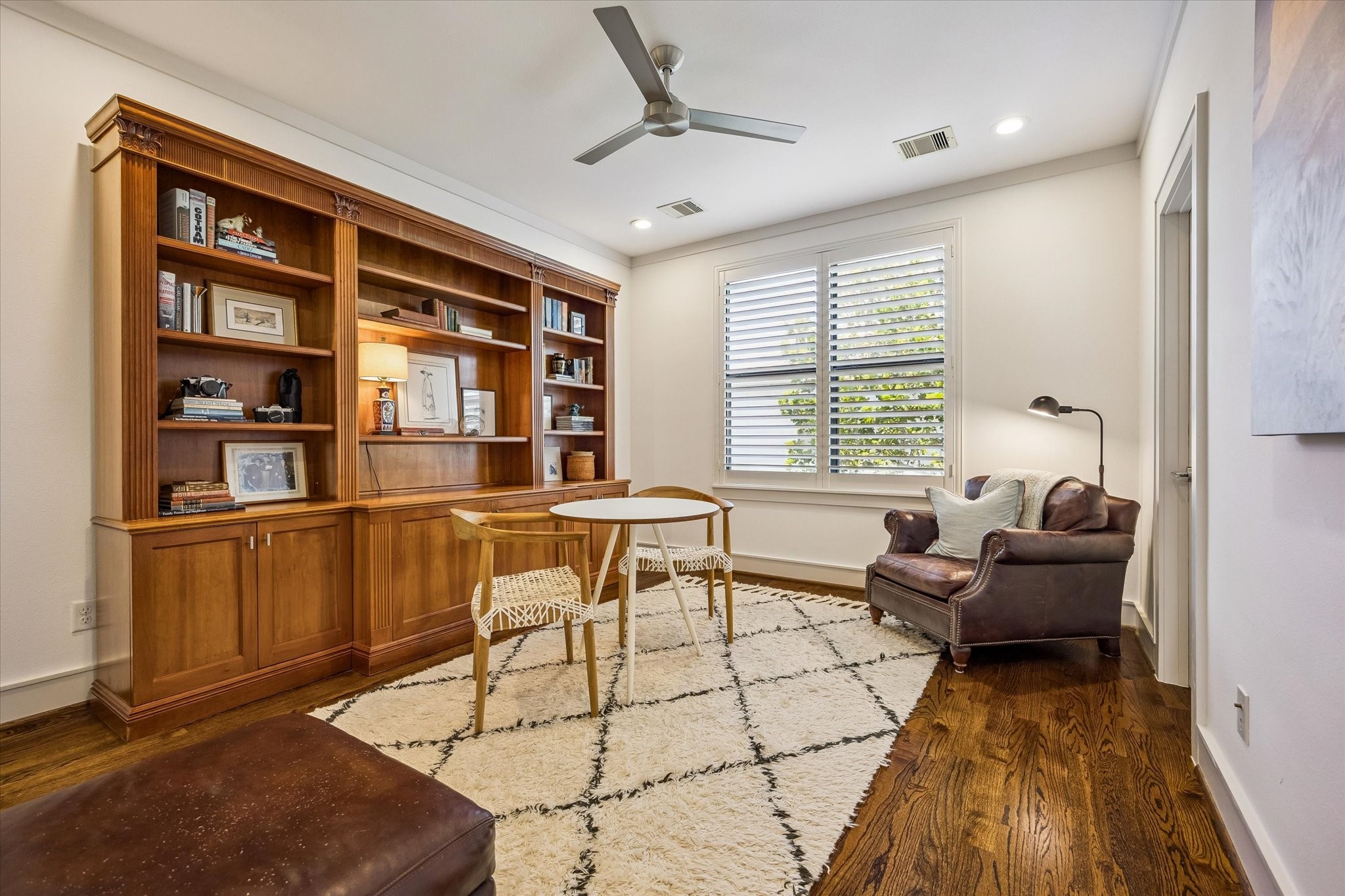  1810 Ridgewood Street - 物件實景