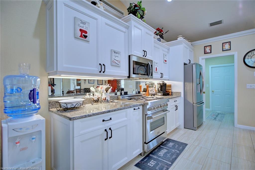 Sebring, Florida, 33872, United States, 4 Bedrooms Bedrooms, ,3 BathroomsBathrooms,Residential,For Sale,1978769