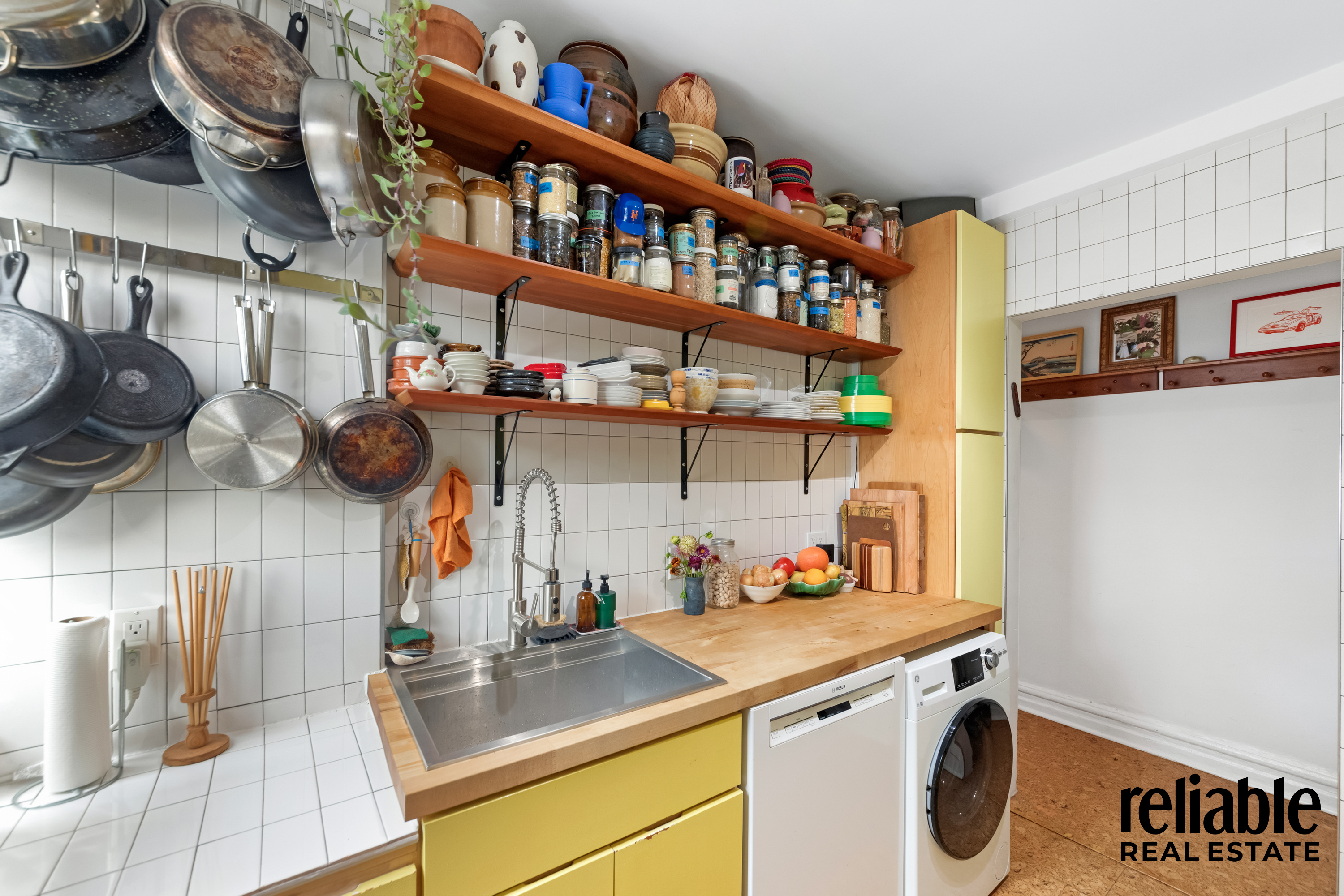 Brooklyn, New York, 11211, United States, 2 Bedrooms Bedrooms, ,1 BathroomBathrooms,Residential,For Sale,1959081