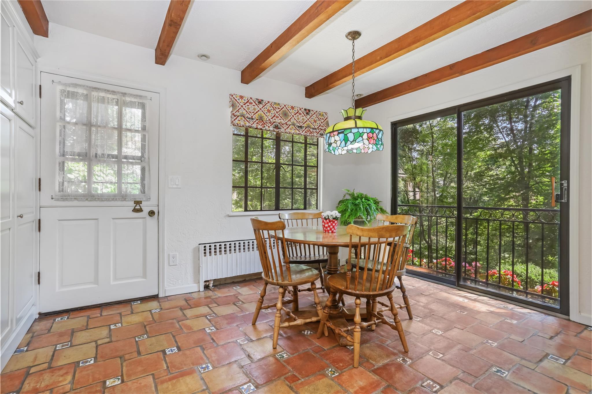Pleasantville, New York, 10570, United States, 4 Bedrooms Bedrooms, ,4 BathroomsBathrooms,Residential,For Sale,1896096