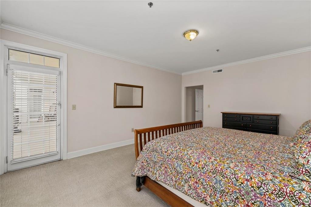 Atlanta, Georgia, 30327, United States, 2 Bedrooms Bedrooms, ,3 BathroomsBathrooms,Residential,For Sale,1895393