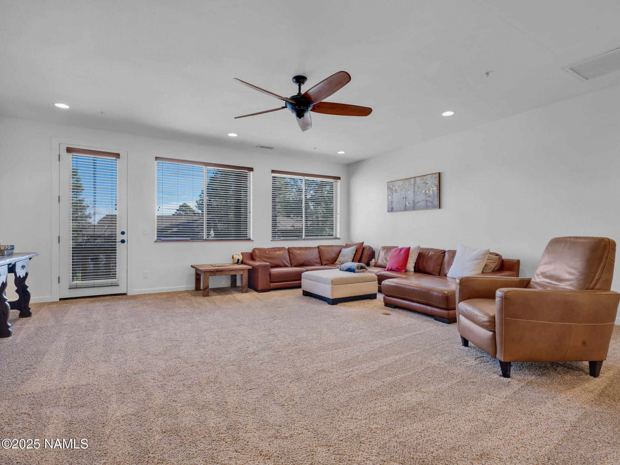 Flagstaff, Arizona, 86001, United States, 3 Bedrooms Bedrooms, ,3 BathroomsBathrooms,Residential,For Sale,1989174