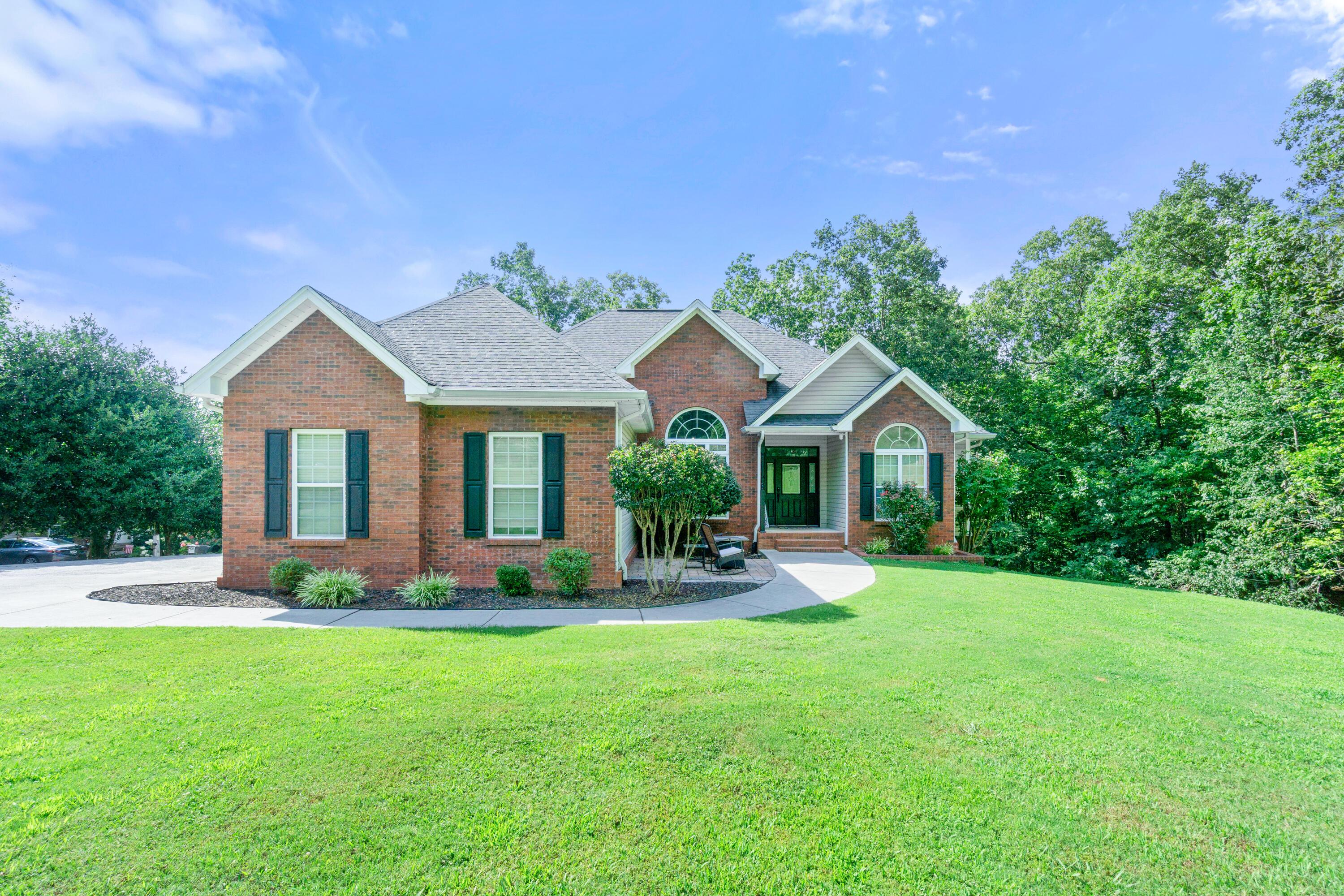 LaFayette, Georgia, 30728, United States, 5 Bedrooms Bedrooms, ,3 BathroomsBathrooms,Residential,For Sale,1883031