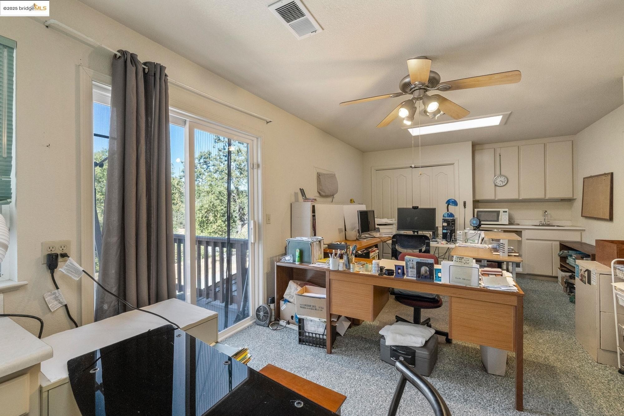 Sonora, California, 95370, United States, 4 Bedrooms Bedrooms, ,2 BathroomsBathrooms,Residential,For Sale,1934217