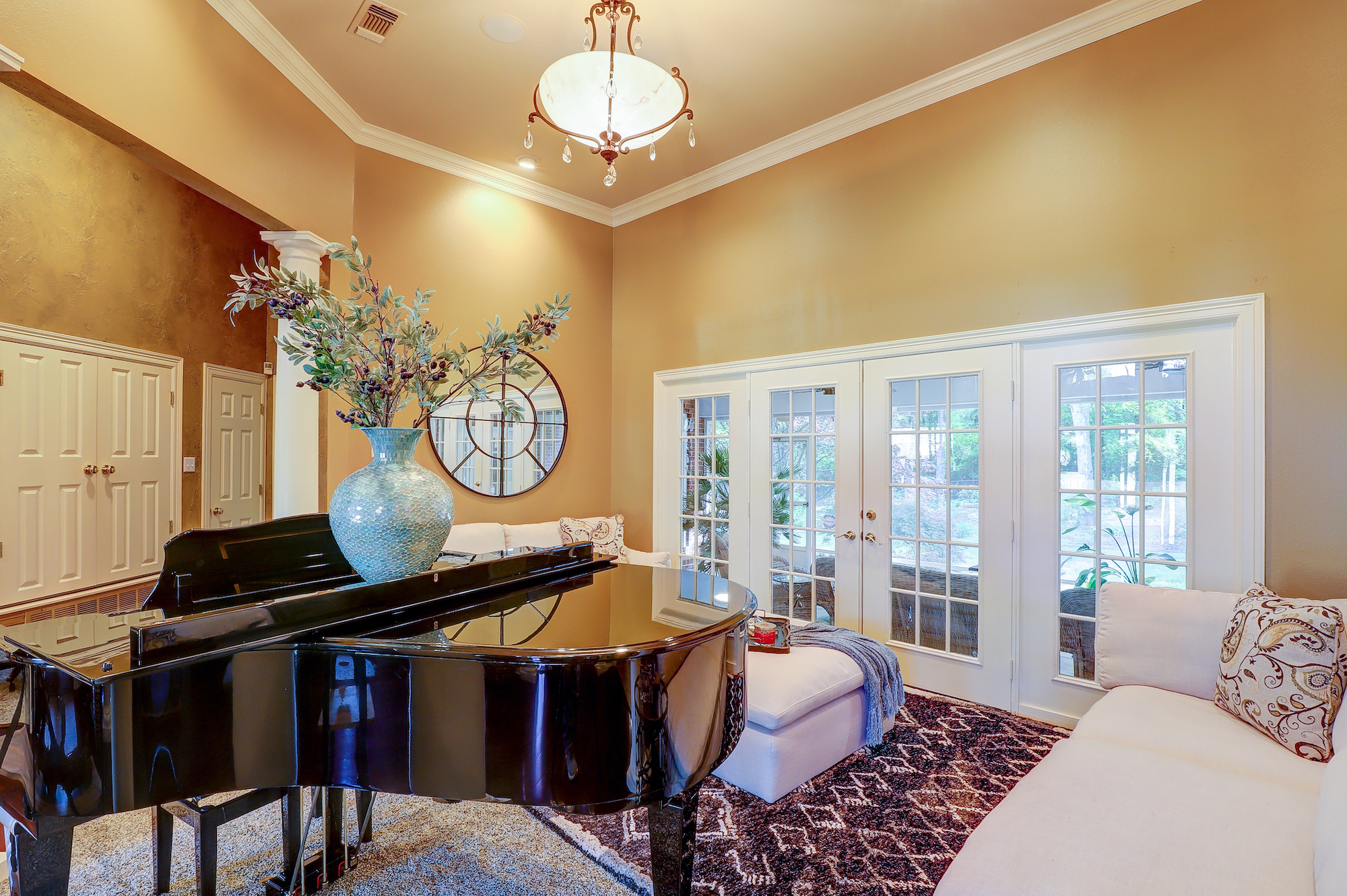 Texarkana, Texas, 75503, United States, 4 Bedrooms Bedrooms, ,4 BathroomsBathrooms,Residential,For Sale,1976684