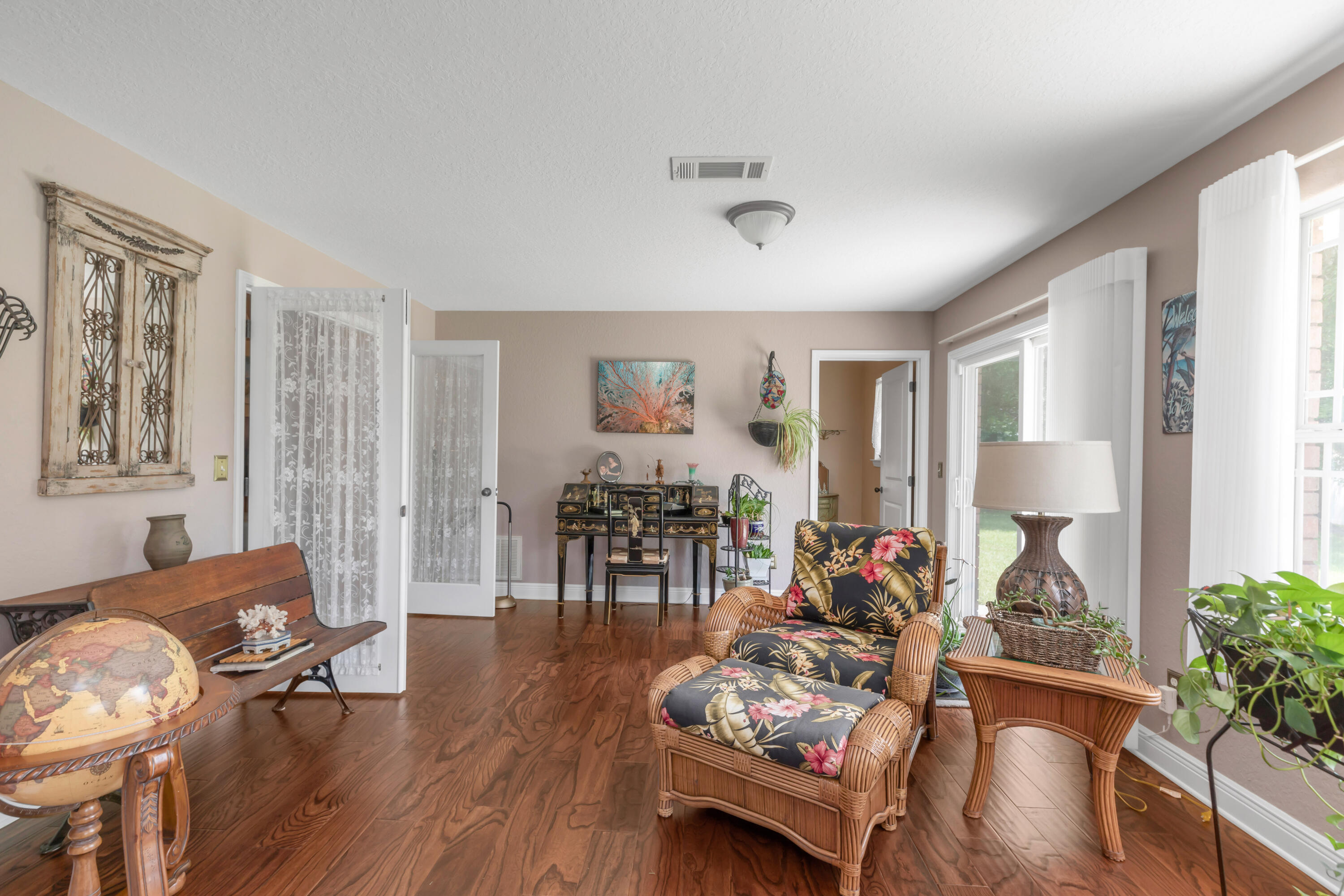 Crestview, Florida, 32536, United States, 4 Bedrooms Bedrooms, ,3 BathroomsBathrooms,Residential,For Sale,1827914