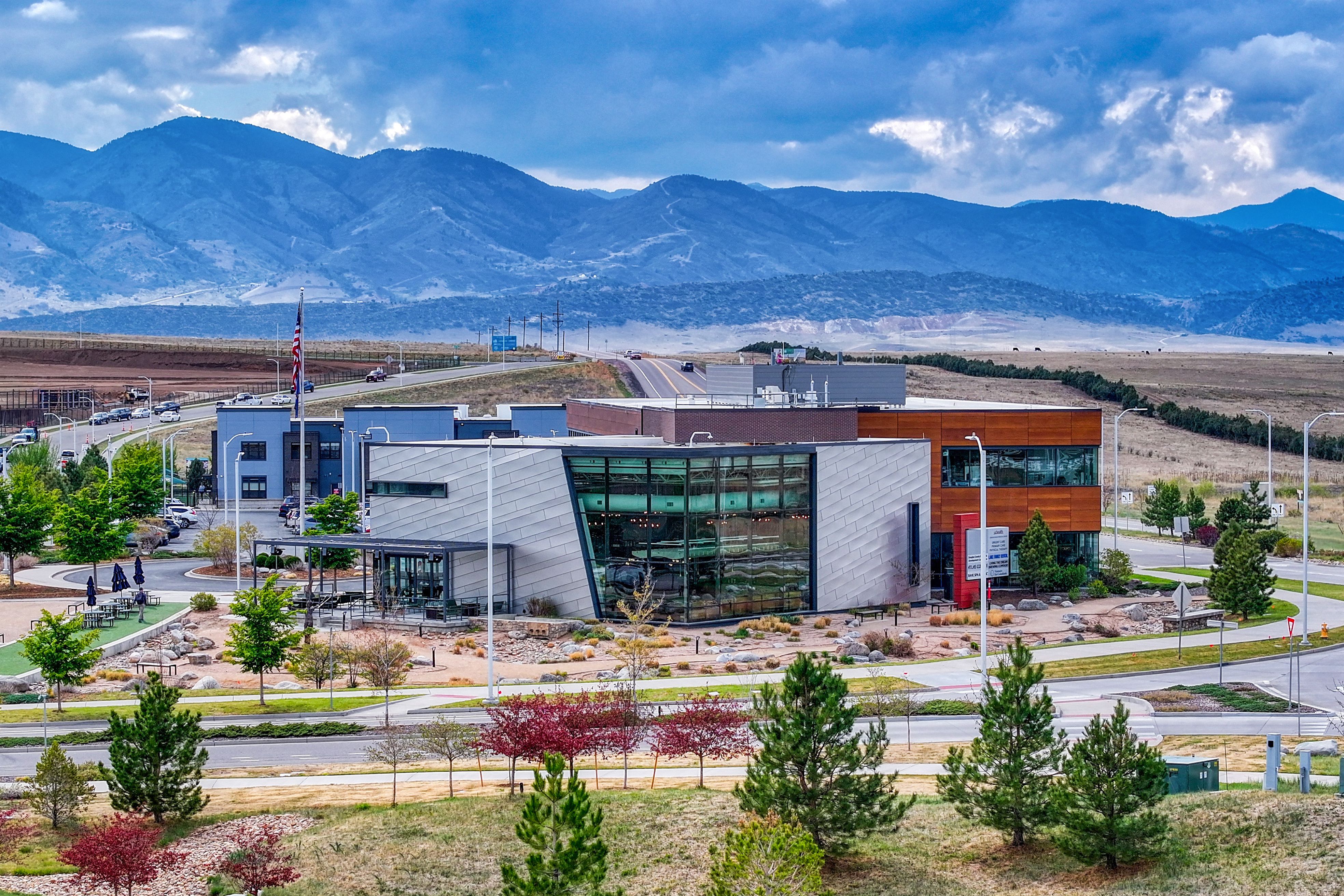  Urban Contemporary Home Tucked Into the Scenic Foothills of Sterling Ranch - 物件實景