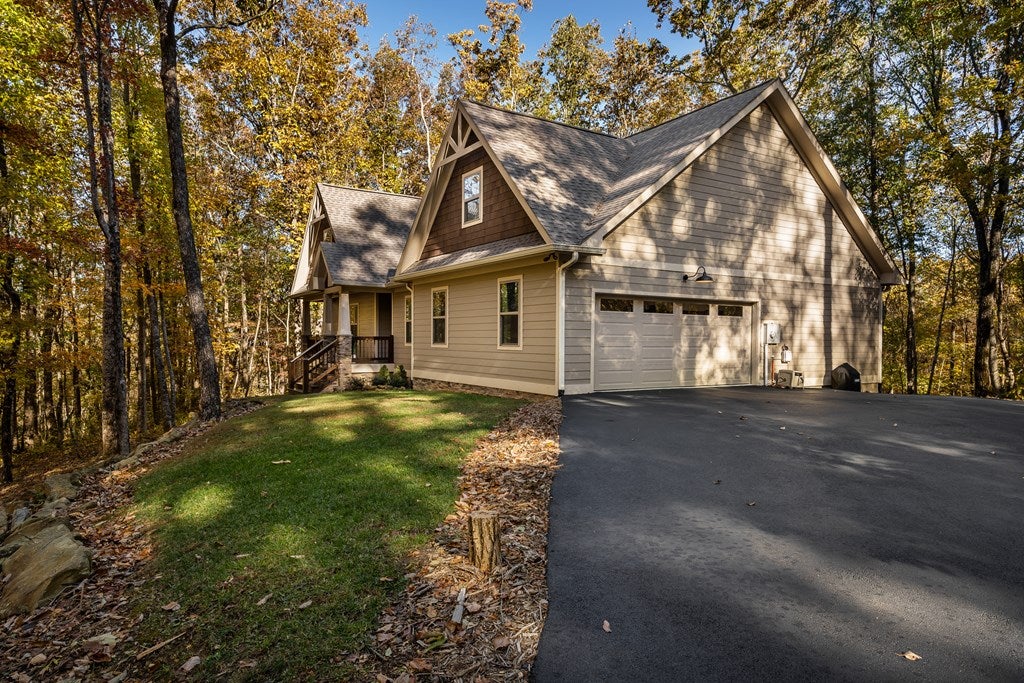 Ellijay, Georgia, 30536, United States, 3 Bedrooms Bedrooms, ,2 BathroomsBathrooms,Residential,For Sale,1987924