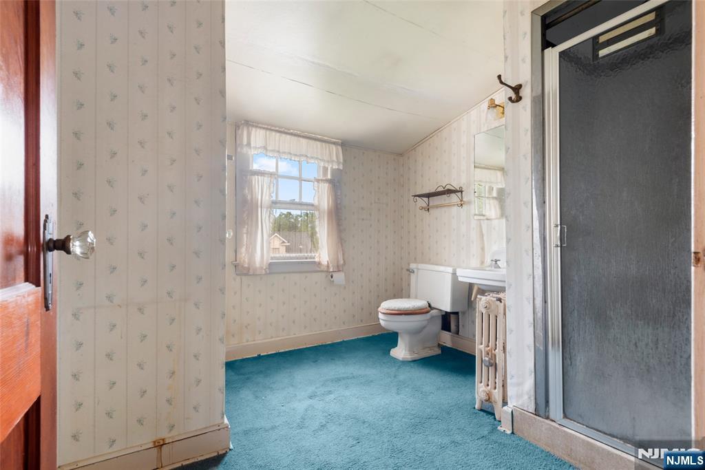 Rutherford, New Jersey, 07070, United States, 4 Bedrooms Bedrooms, ,2 BathroomsBathrooms,Residential,For Sale,1901236
