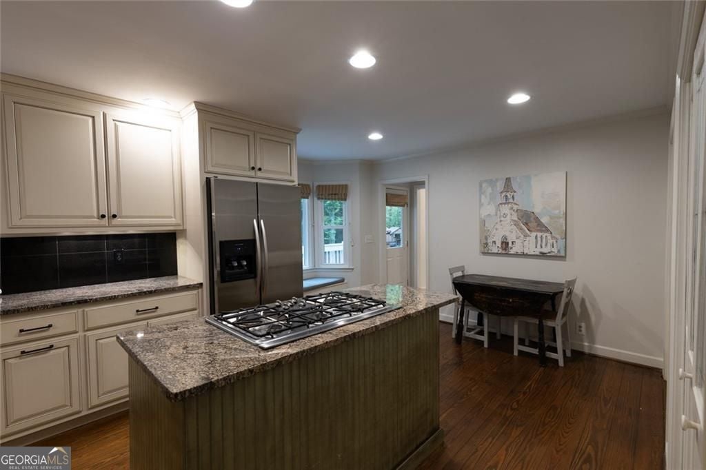 Marietta, Georgia, 30064, United States, 5 Bedrooms Bedrooms, ,4 BathroomsBathrooms,Residential,For Sale,2041117