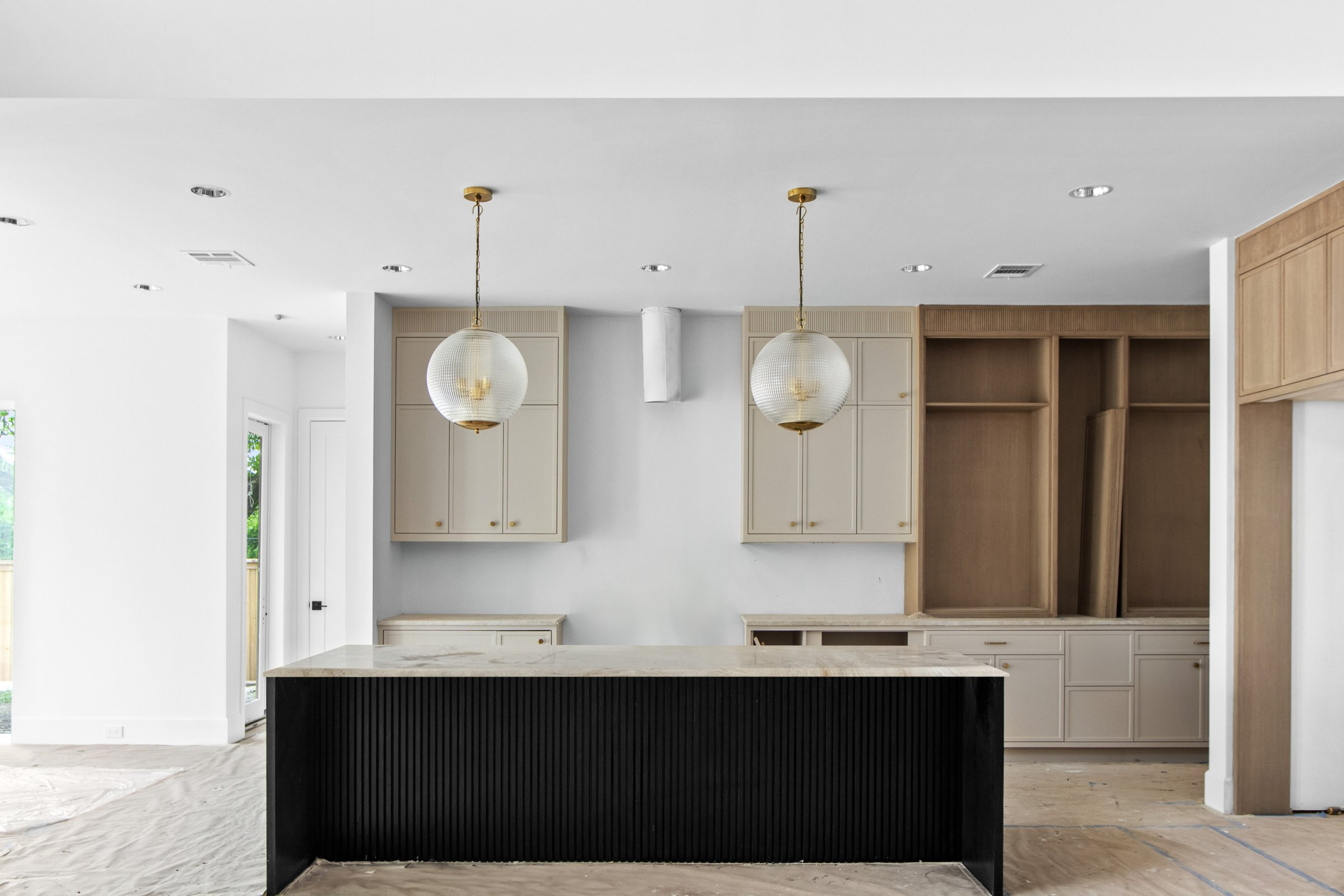  Modern Spanish Villa in Prime Location - 物件實景