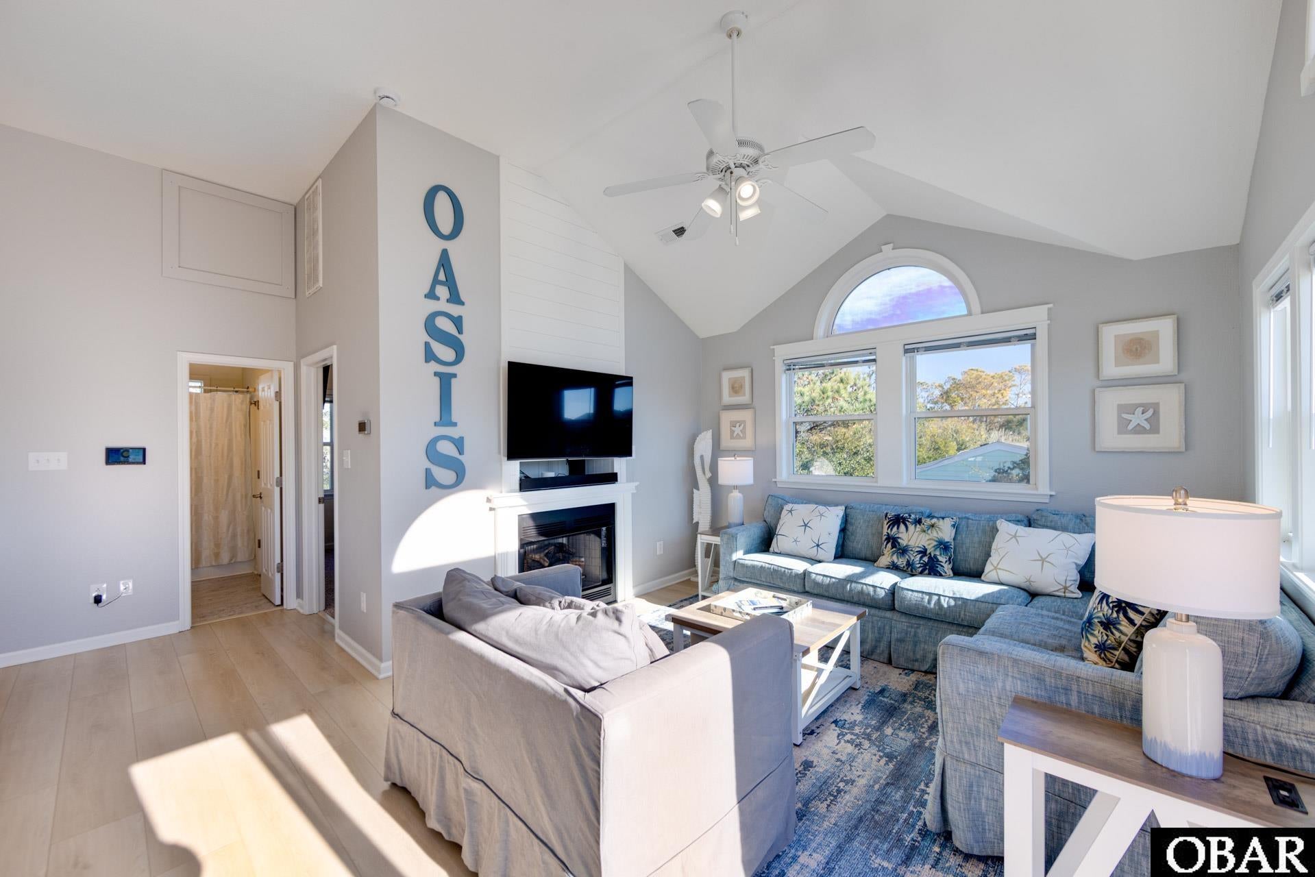 Corolla, North Carolina, 27927, United States, 5 Bedrooms Bedrooms, ,3 BathroomsBathrooms,Residential,For Sale,2006038