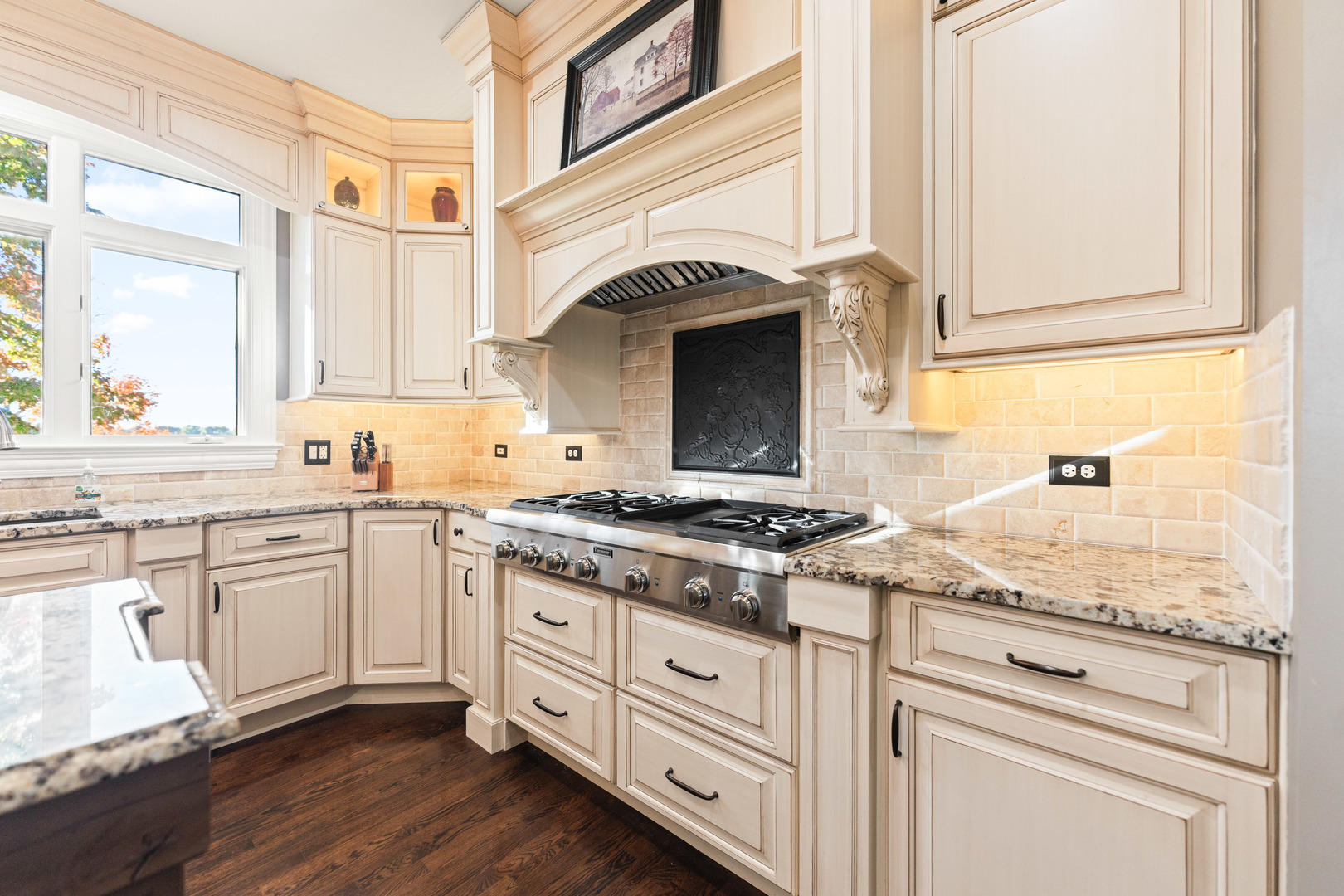 St. Charles, Illinois, 60175, United States, 5 Bedrooms Bedrooms, ,5 BathroomsBathrooms,Residential,For Sale,1989191