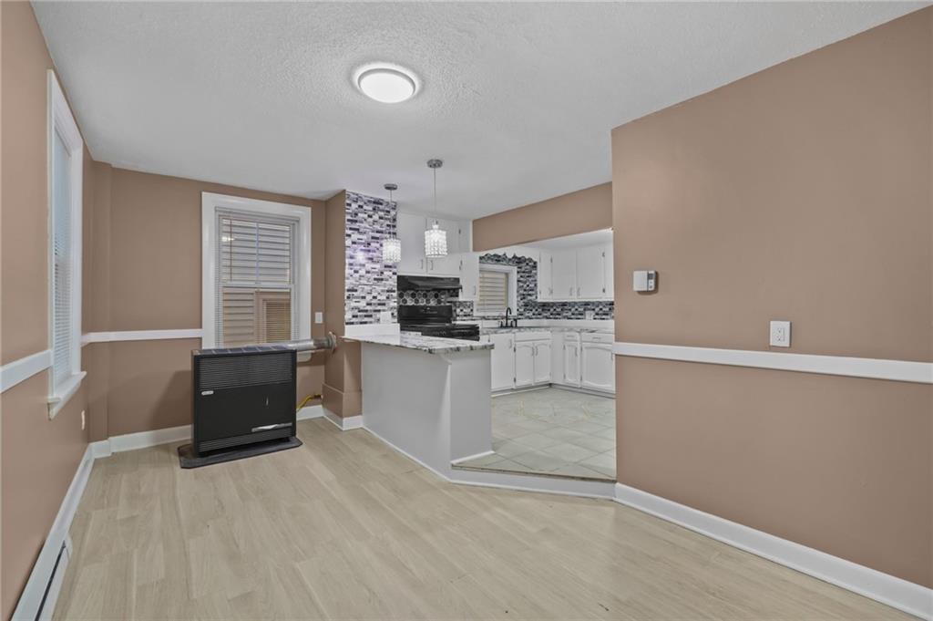 Woonsocket, Rhode Island, 02895, United States, 7 Bedrooms Bedrooms, ,3 BathroomsBathrooms,Residential,For Sale,2006468