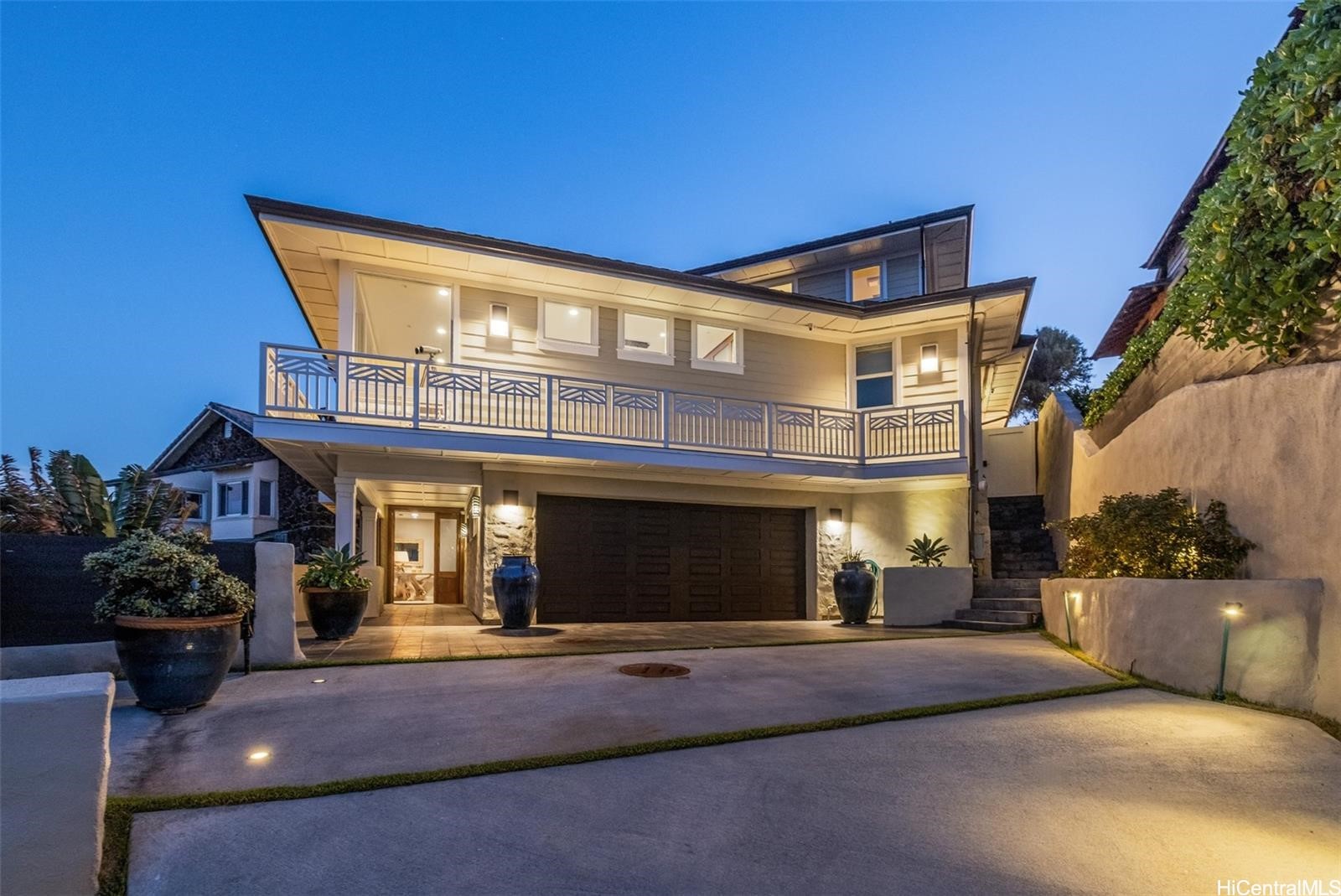 Honolulu, Hawaii, 96816, United States, 5 Bedrooms Bedrooms, ,6 BathroomsBathrooms,Residential,For Sale,1753214