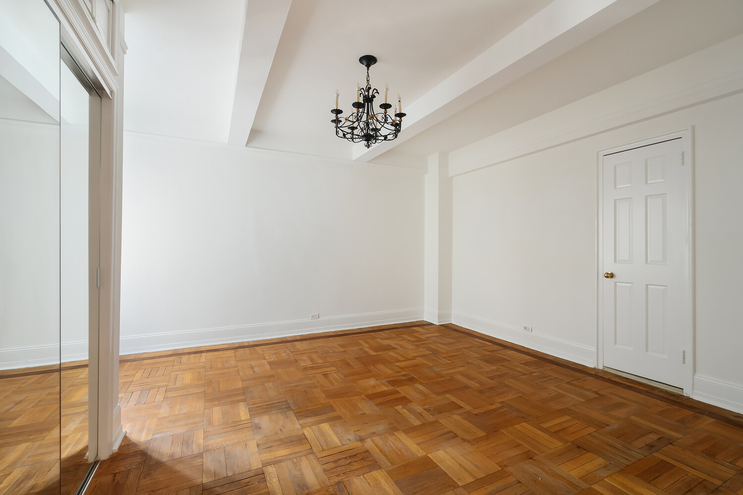 New York City, New York, 10016, United States, 1 Bedroom Bedrooms, ,1 BathroomBathrooms,Residential,For Sale,1989046