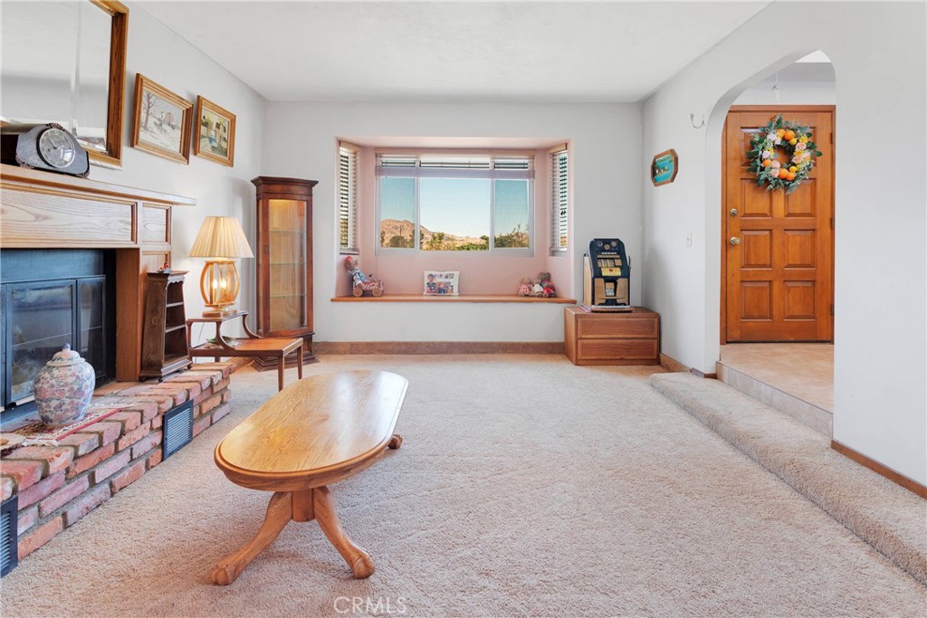 Lucerne Valley, California, 92356, United States, 6 Bedrooms Bedrooms, ,5 BathroomsBathrooms,Residential,For Sale,1986266