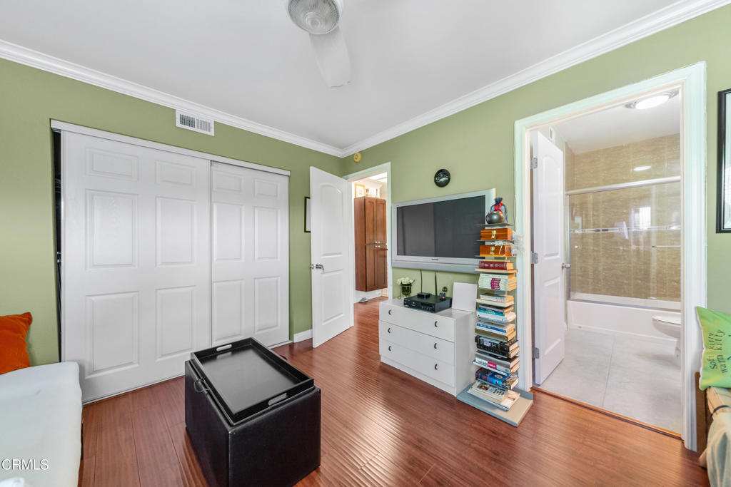 Pasadena, California, 91106, United States, 2 Bedrooms Bedrooms, ,3 BathroomsBathrooms,Residential,For Sale,1913443