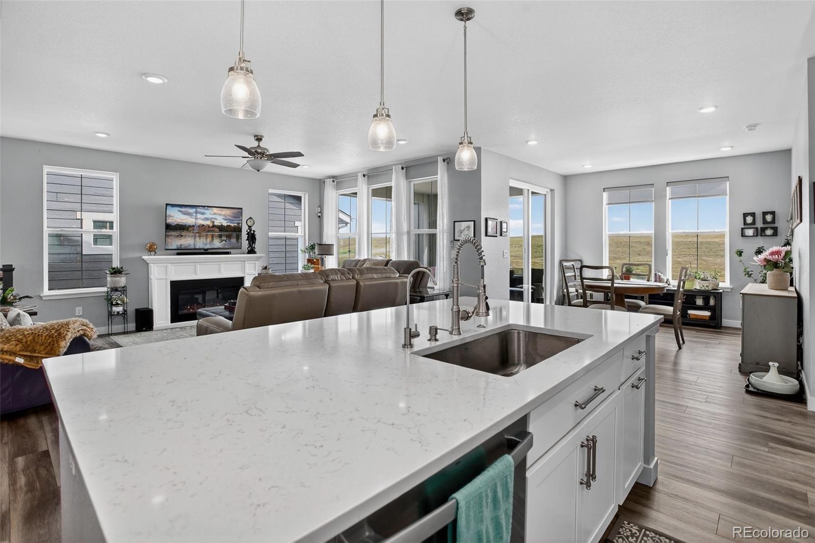 Littleton, Colorado, 80125, United States, 4 Bedrooms Bedrooms, ,3 BathroomsBathrooms,Residential,For Sale,1940940
