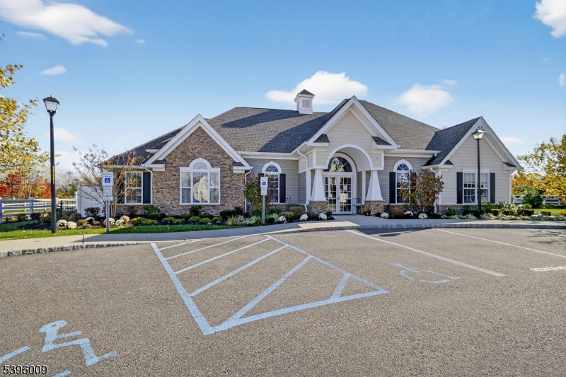 Sayreville Boro, New Jersey, 08859, United States, 2 Bedrooms Bedrooms, ,3 BathroomsBathrooms,Residential,For Sale,1989005