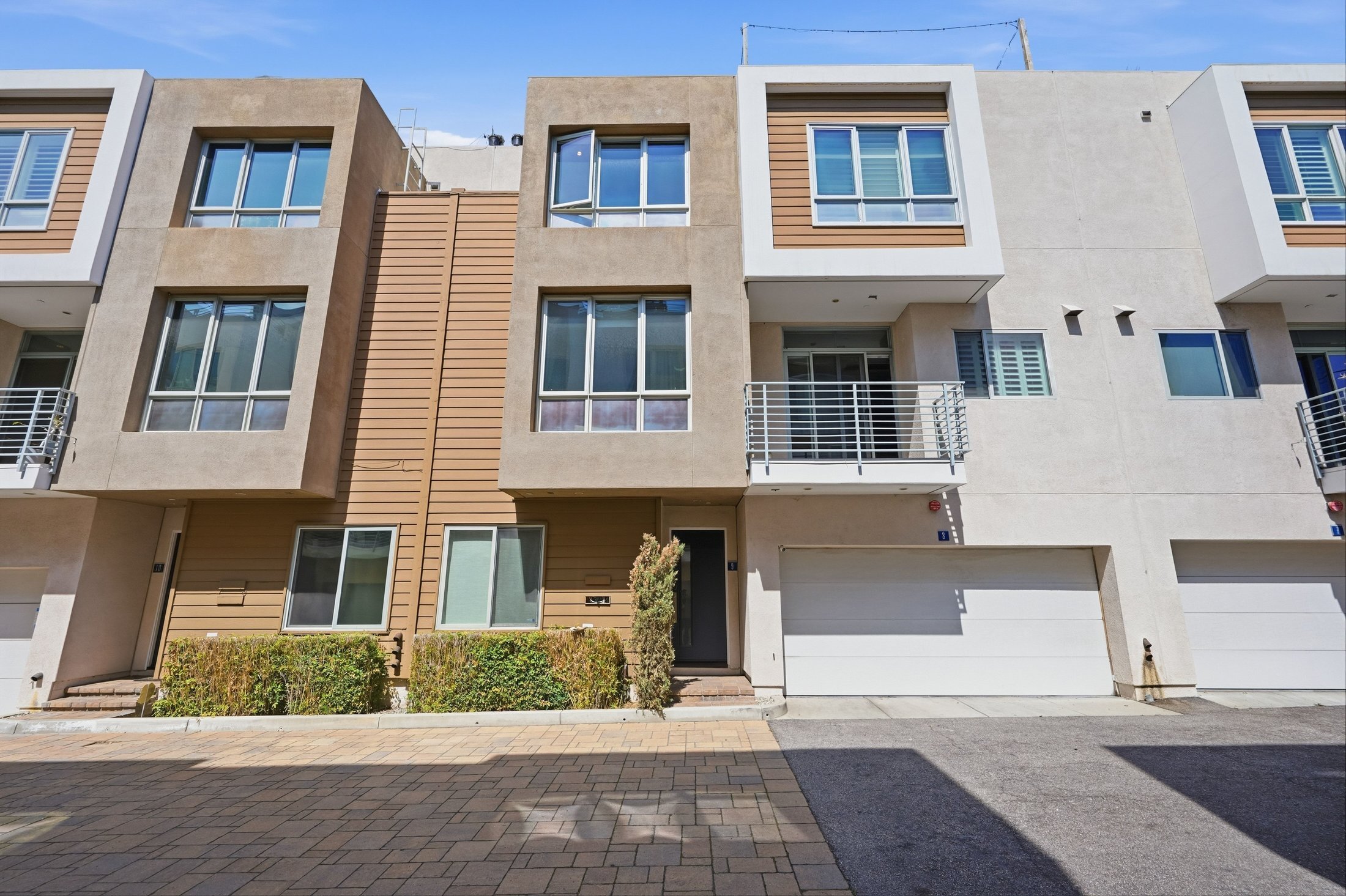  1400 North Fuller Avenue - 物件實景