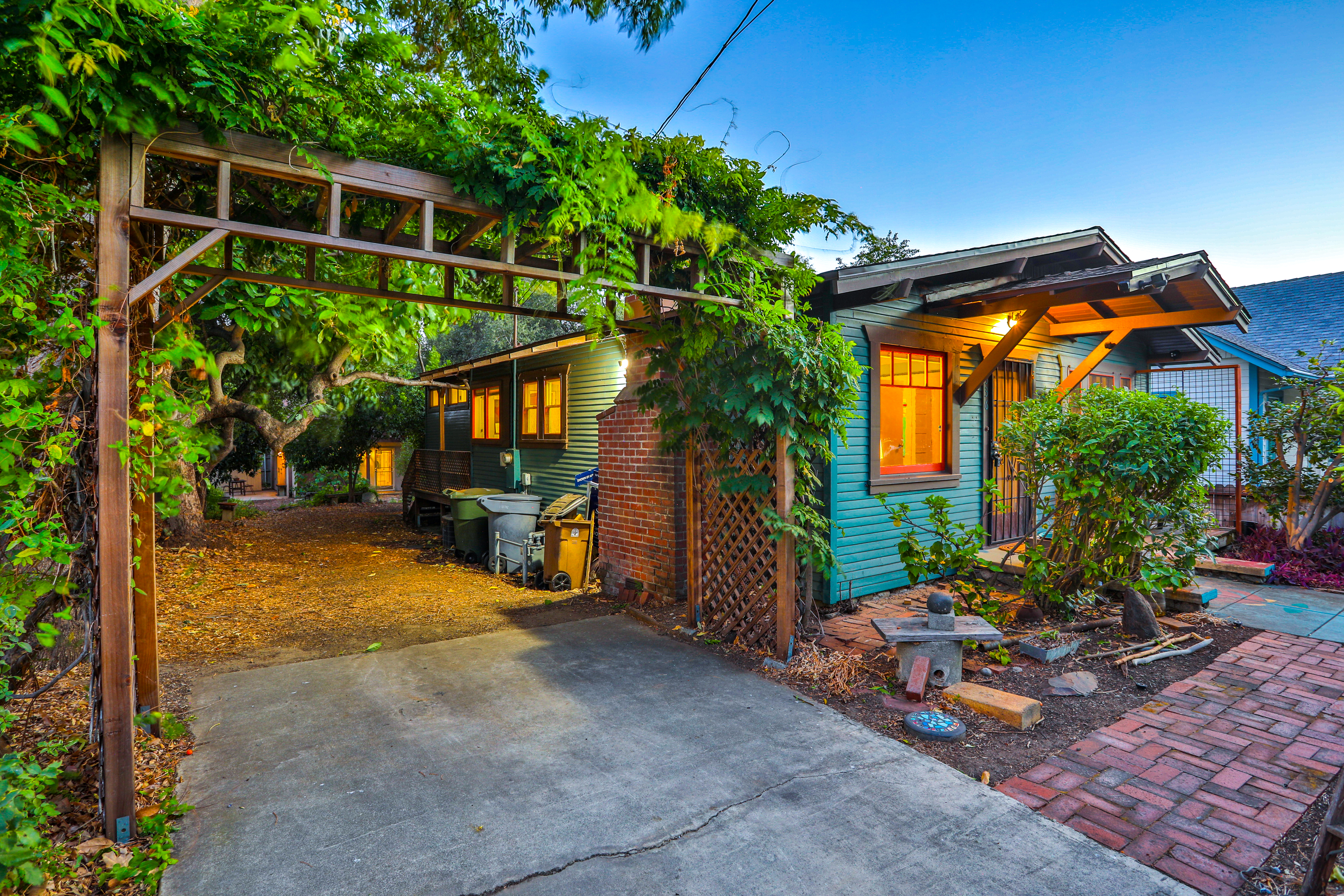  336 West 8th Street, Claremont, CA 91711 - 物件實景