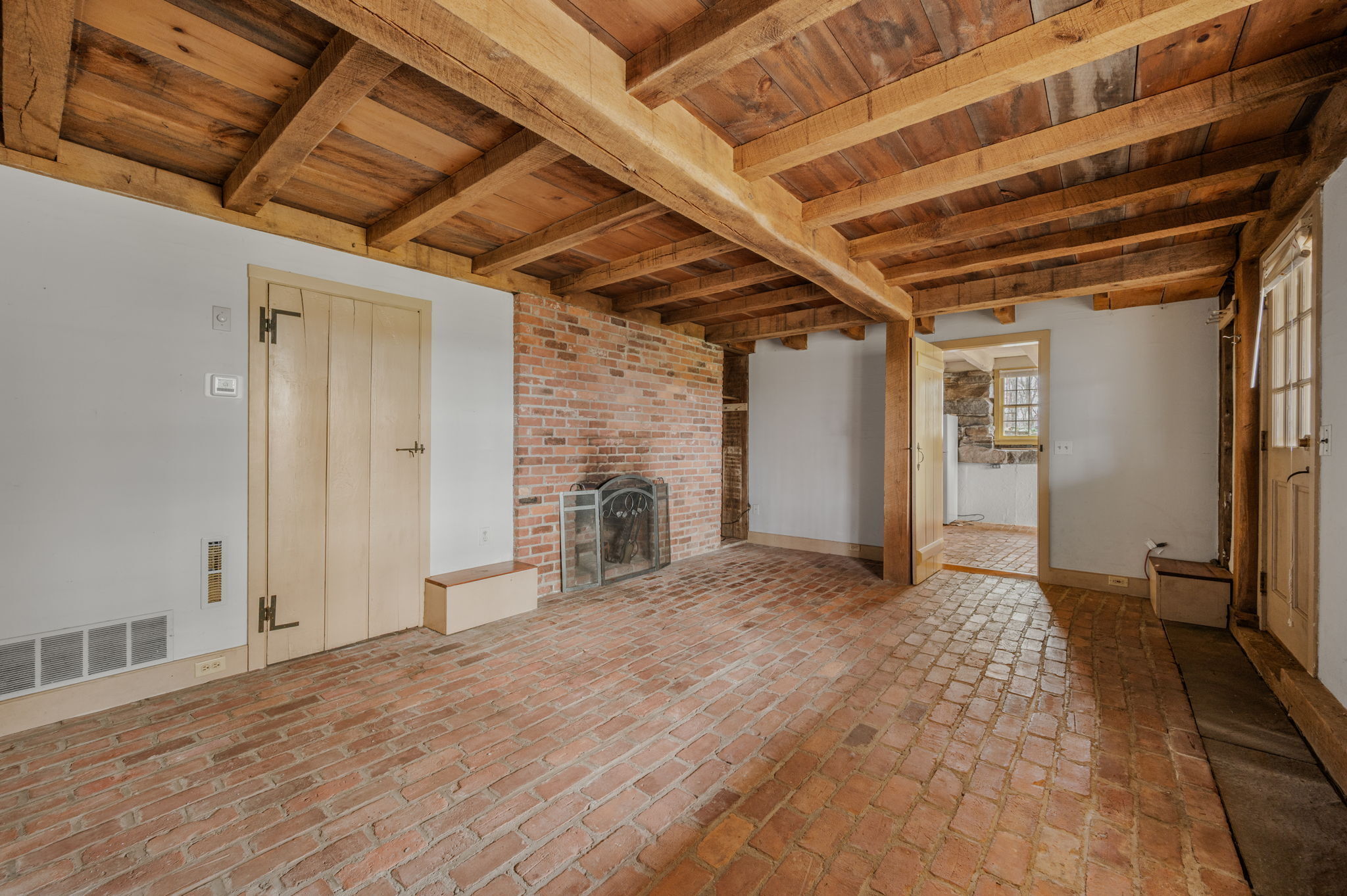 Lyme, Connecticut, 06371, United States, 2 Bedrooms Bedrooms, ,3 BathroomsBathrooms,Residential,For Sale,1991531