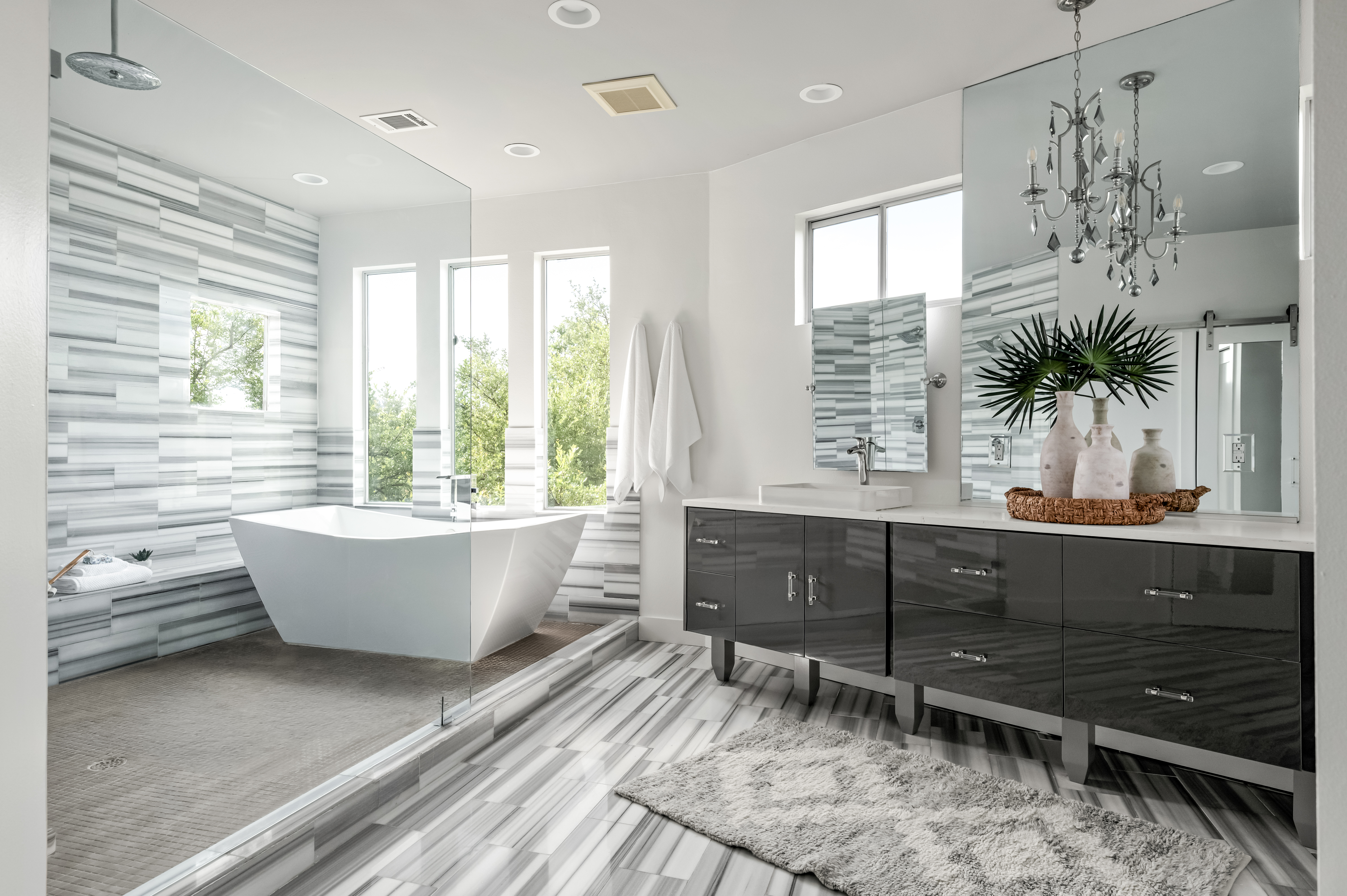  Tarrytown Home with Personality, Privacy, and a Pool - 物件實景