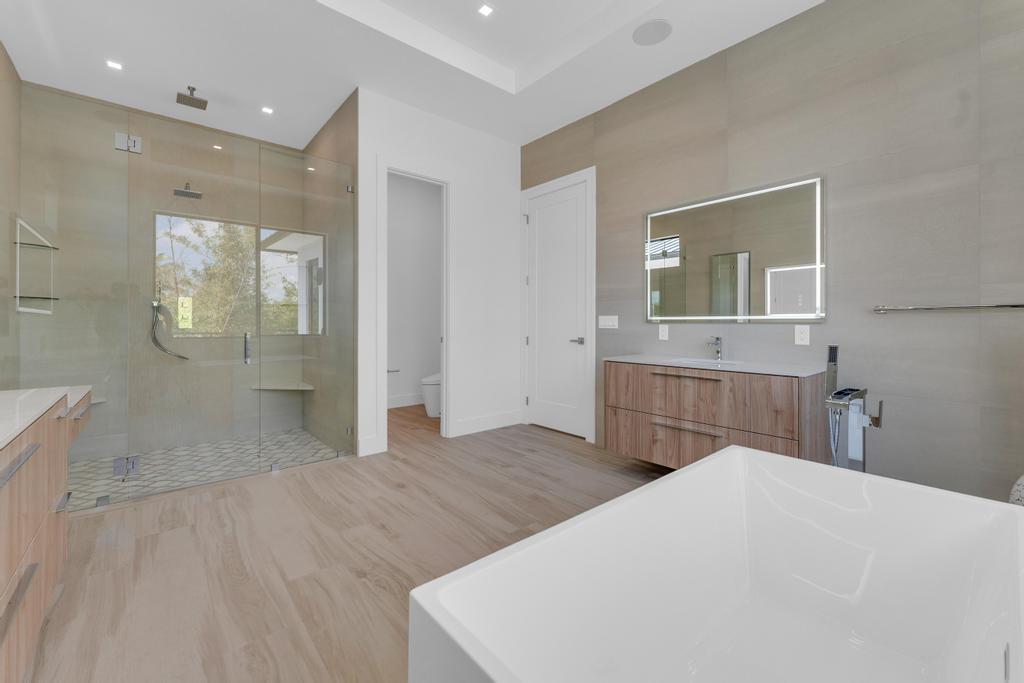 Delray Beach, Florida, 33444, United States, 4 Bedrooms Bedrooms, ,5 BathroomsBathrooms,Residential,For Sale,1974503