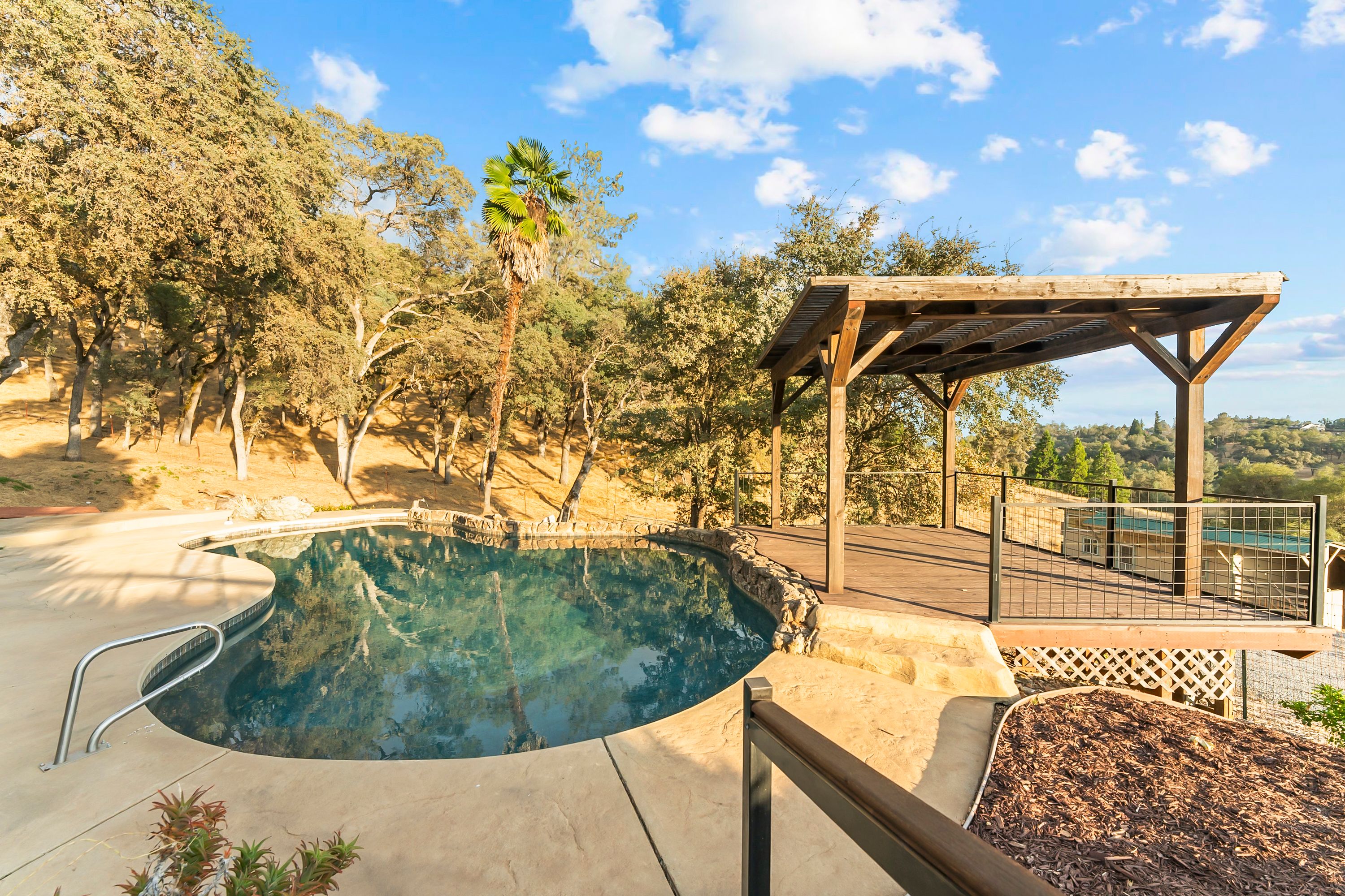  California Equestrian Property with ADU, Horse Arena & Pool - 物件實景