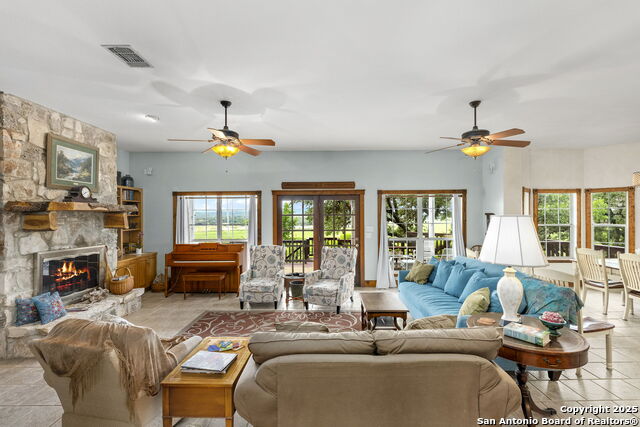 Lakehills, Texas, 78063, United States, 4 Bedrooms Bedrooms, ,5 BathroomsBathrooms,Residential,For Sale,1847540