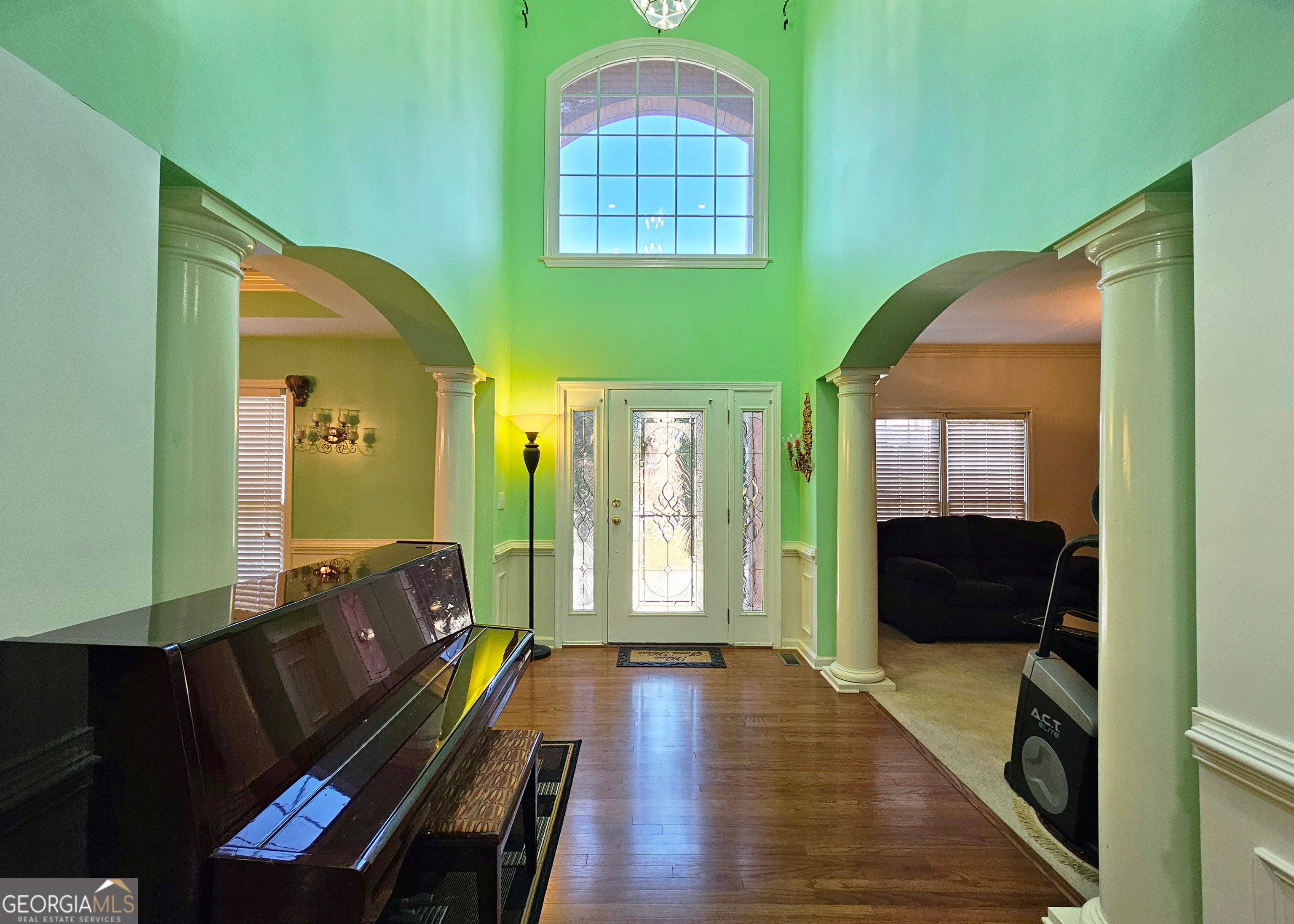 Stone Mountain, Georgia, 30087, United States, 5 Bedrooms Bedrooms, ,4 BathroomsBathrooms,Residential,For Sale,2006587