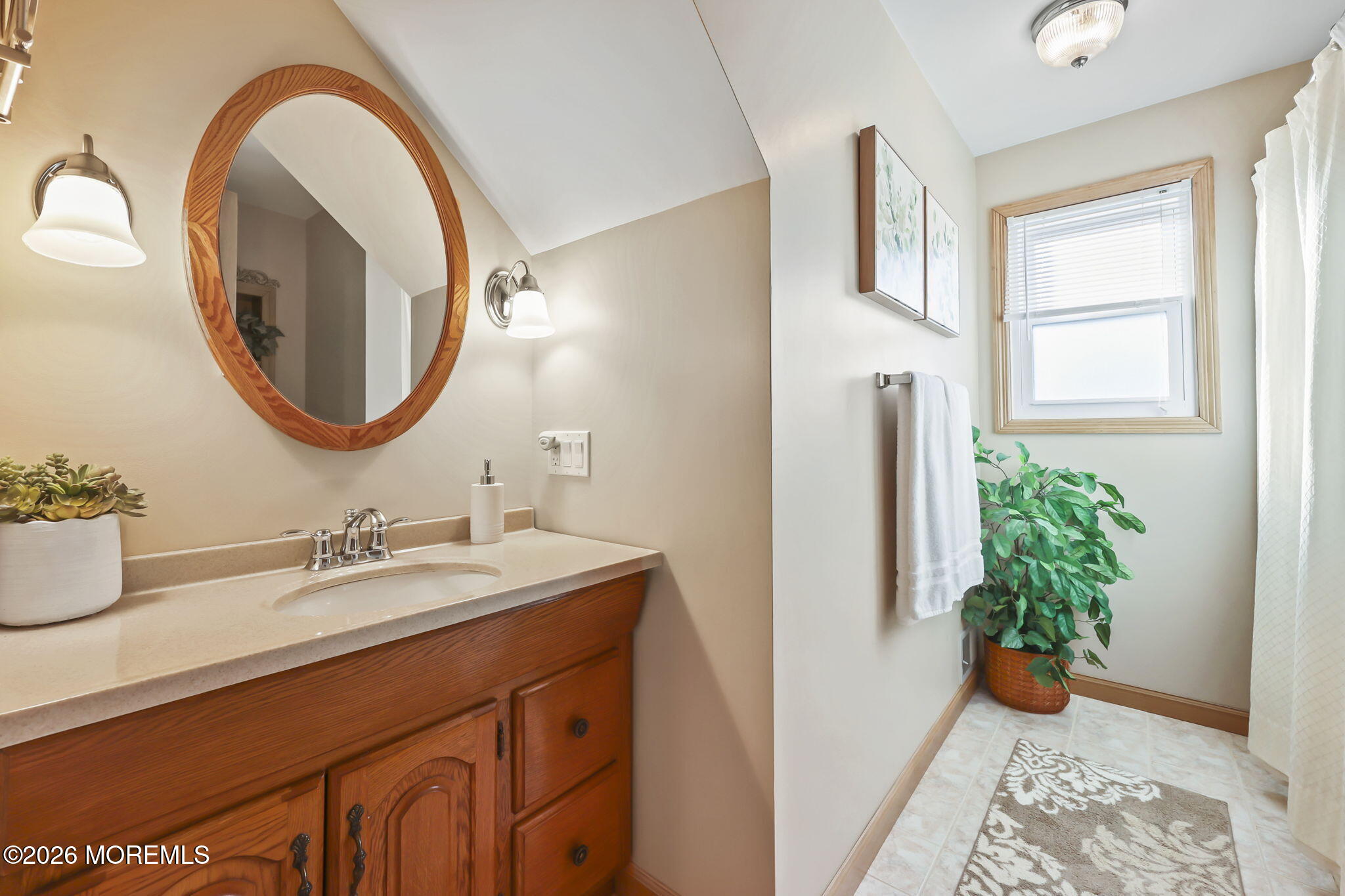 Howell, New Jersey, 07731, United States, 5 Bedrooms Bedrooms, ,3 BathroomsBathrooms,Residential,For Sale,2015351