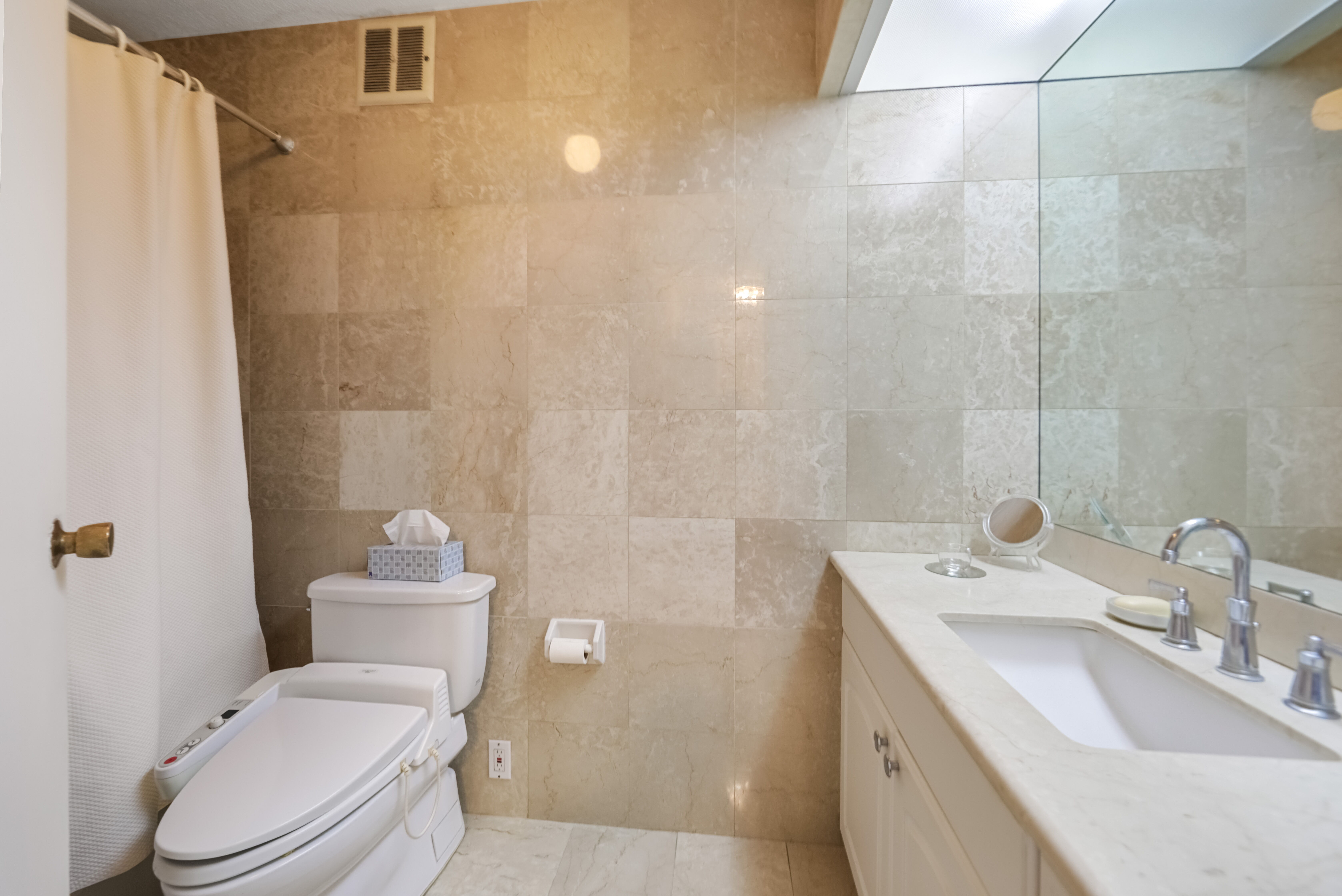 Cliffside Park, New Jersey, 07010, United States, 3 Bedrooms Bedrooms, ,3 BathroomsBathrooms,Residential,For Sale,1978167