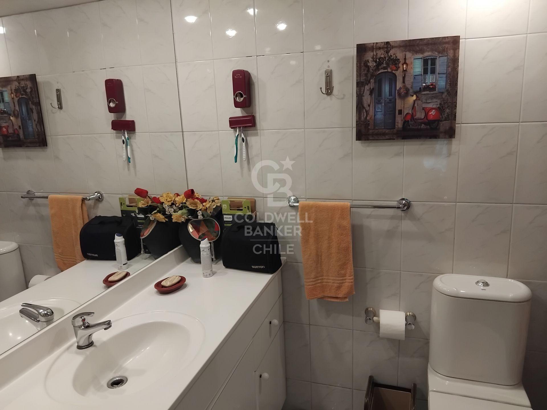 Providencia, Chile, 4 Bedrooms Bedrooms, ,4 BathroomsBathrooms,Residential,For Sale,1691491