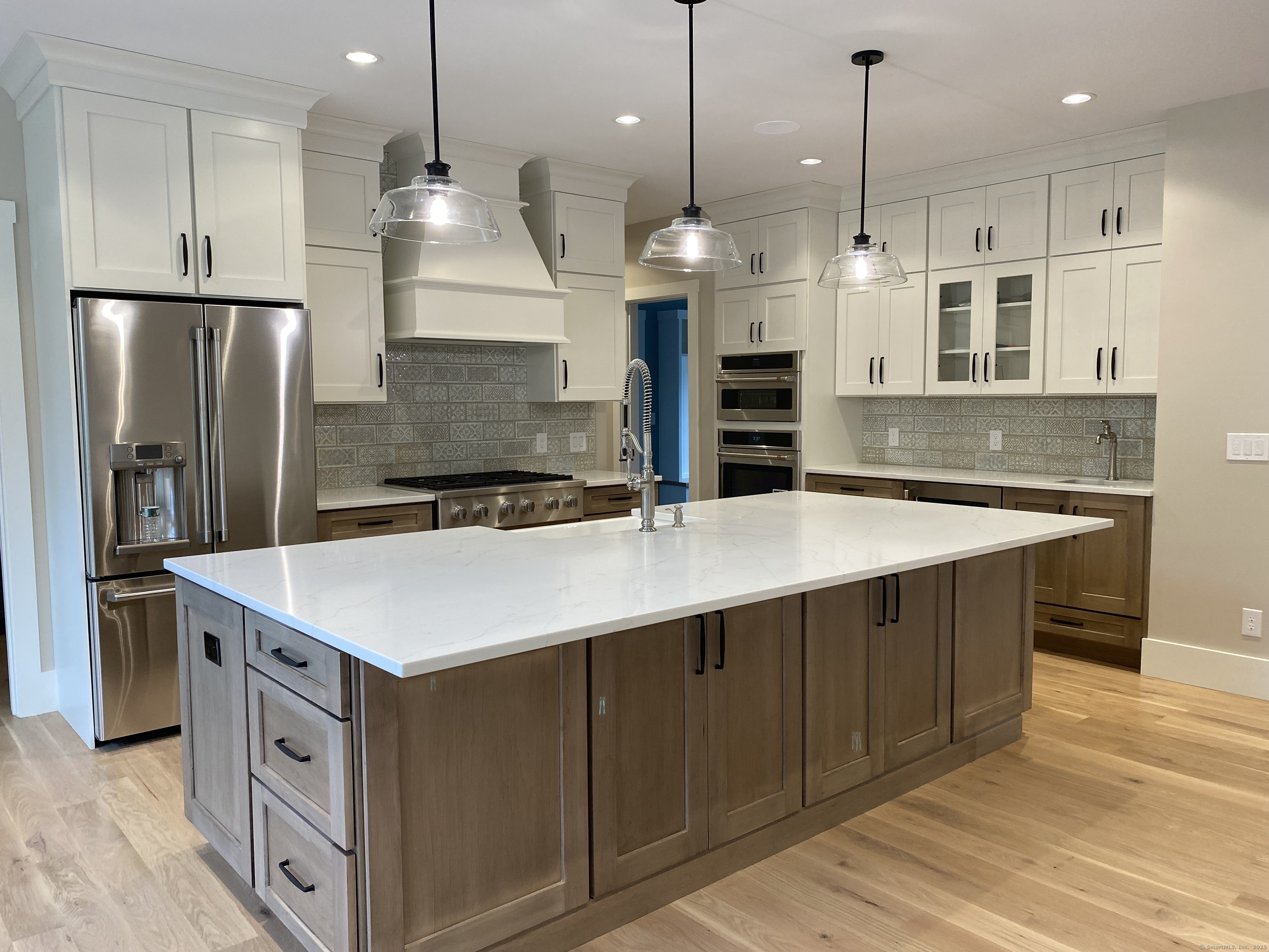 Southbury, Connecticut, 06488, United States, 4 Bedrooms Bedrooms, ,3 BathroomsBathrooms,Residential,For Sale,1941741