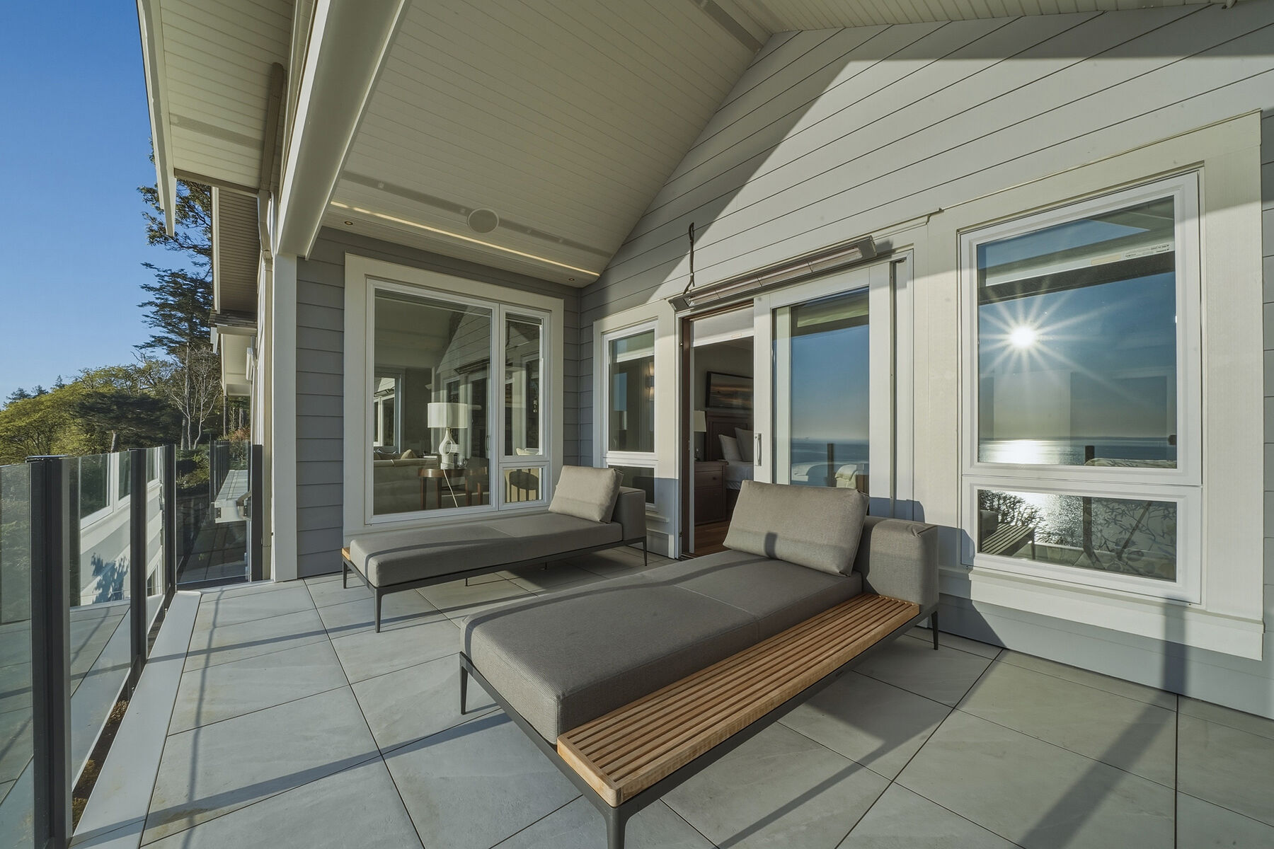  West Coast Oceanfront Home - 物件實景