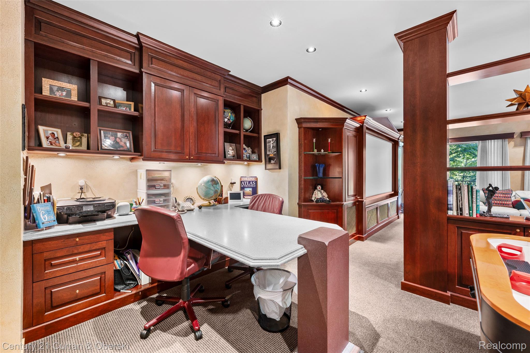 Dearborn, Michigan, 48124, United States, 4 Bedrooms Bedrooms, ,4 BathroomsBathrooms,Residential,For Sale,1983815