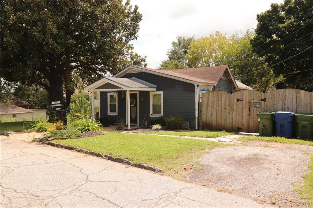 Atlanta, Georgia, 30318, United States, 3 Bedrooms Bedrooms, ,2 BathroomsBathrooms,Residential,For Sale,1927374